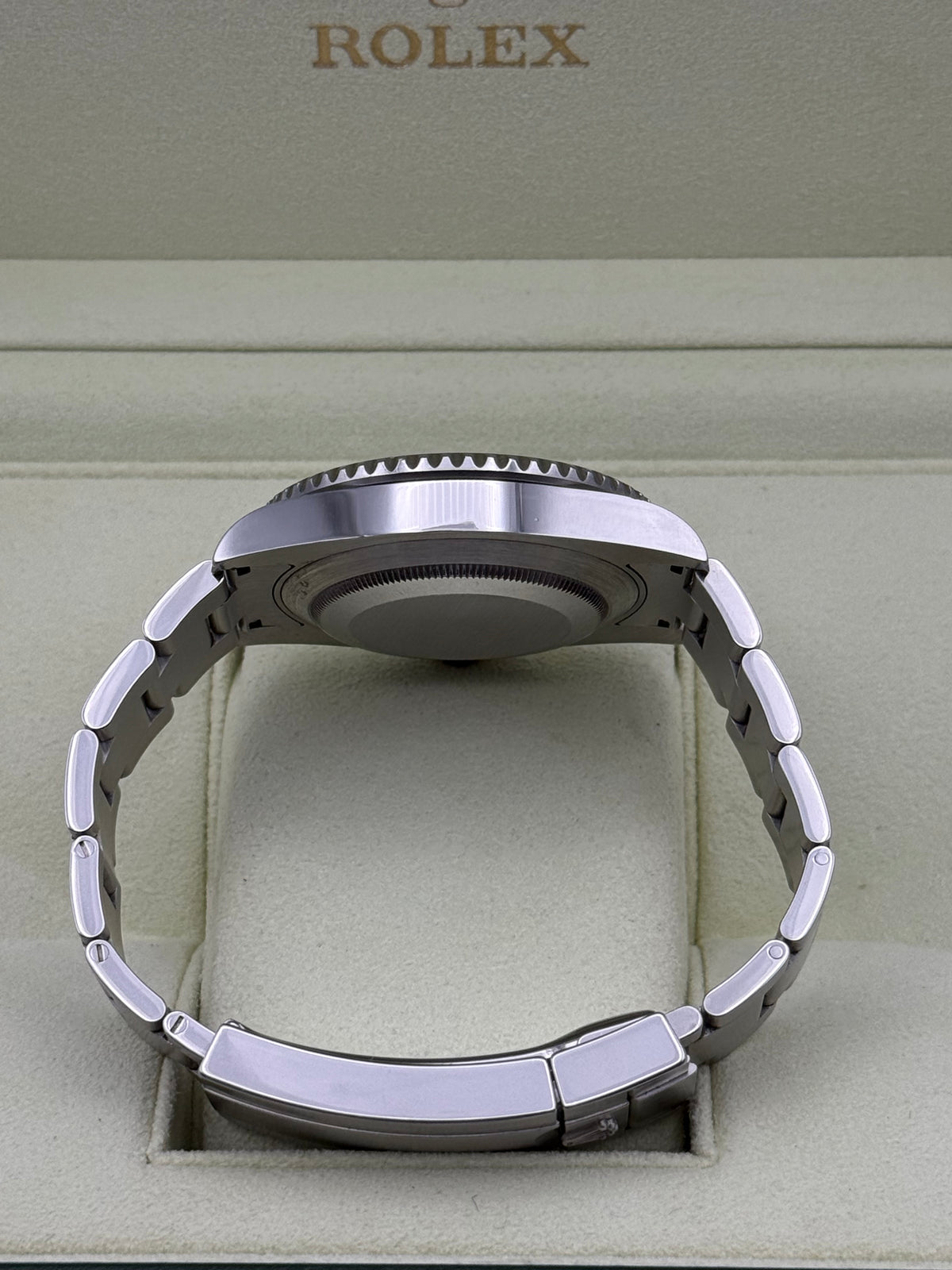 Rolex Submariner Date "Hulk" - 116610LV
