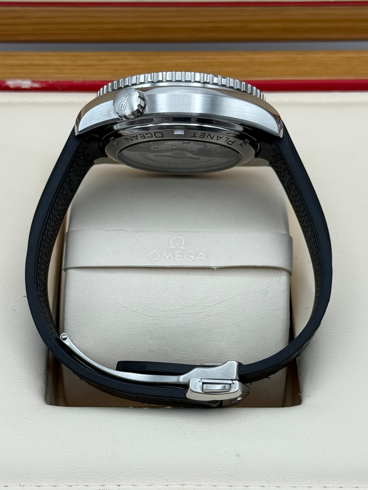 Omega Seamaster Planet Ocean GMT - 232.32.44.22.01.001