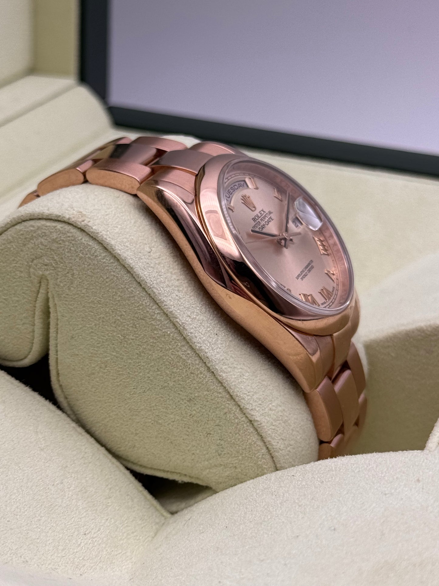 Rolex Day-Date Rosegold - 118205F
