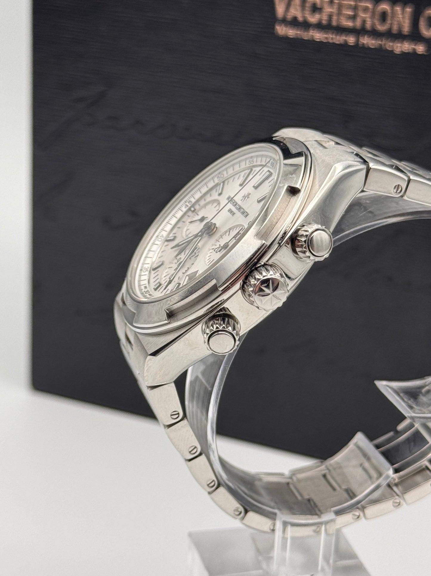 Vacheron Constantin Overseas Chronograph - 5500V 110A-B075