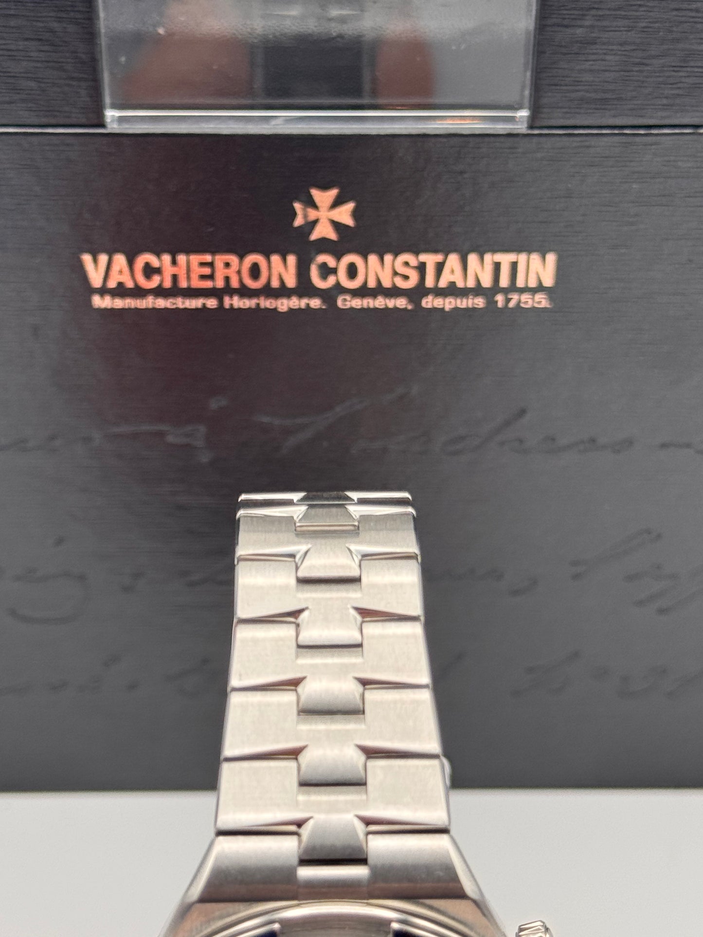 Vacheron Constantin Overseas Chronograph - 5500V 110A-B075