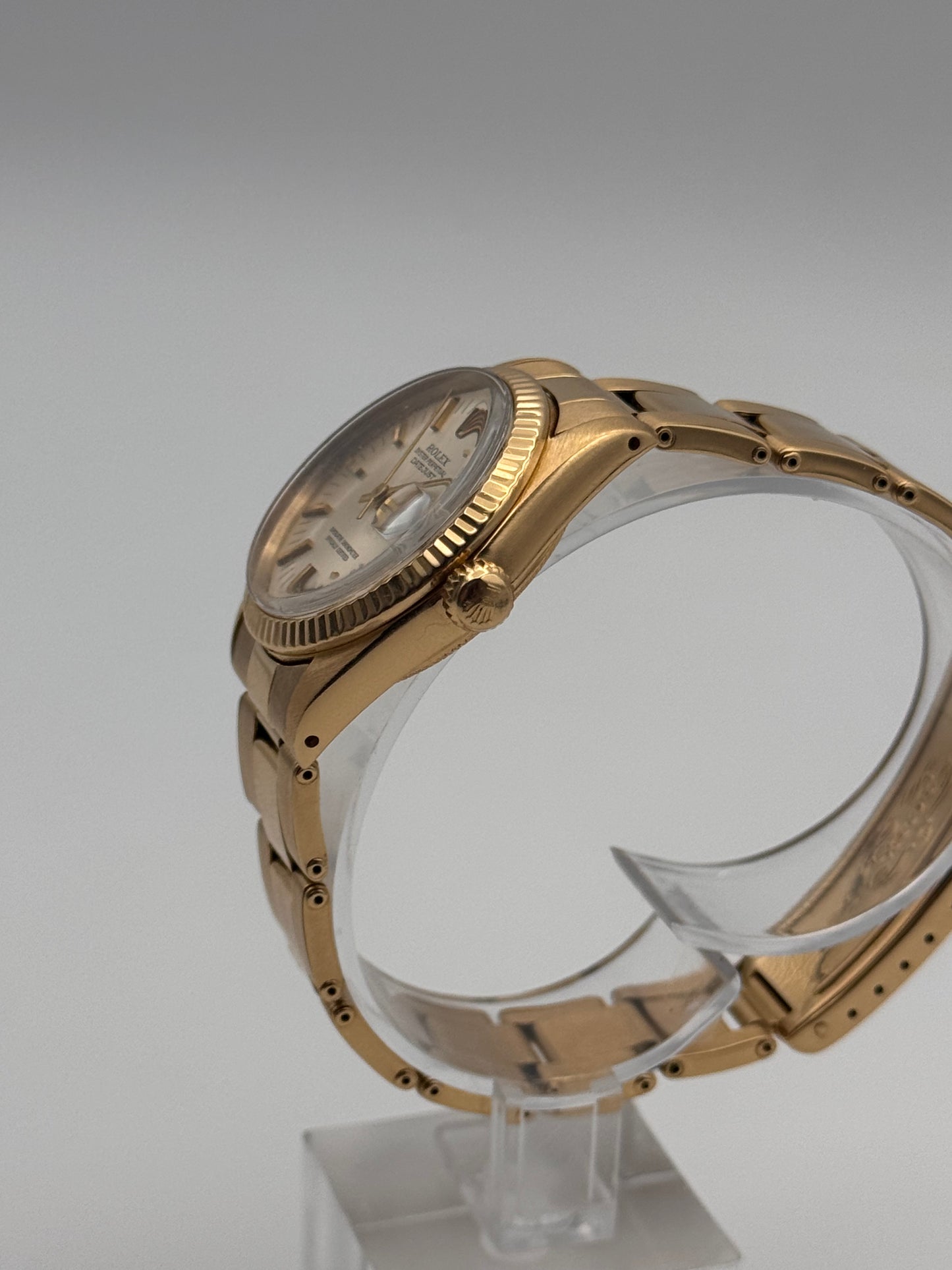 Rolex Datejust 31 18k Gold - 6824