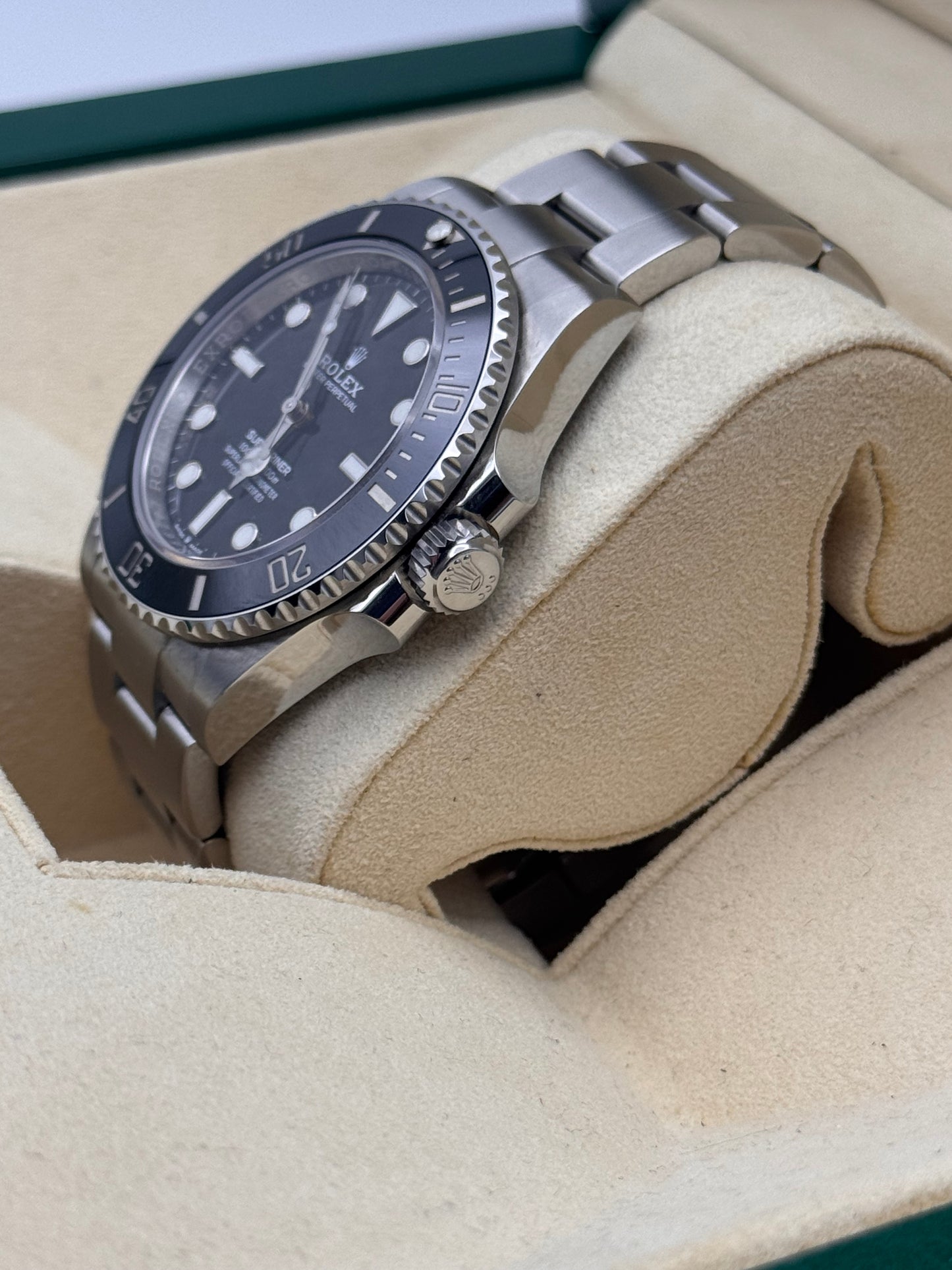 Rolex Submariner - 124060