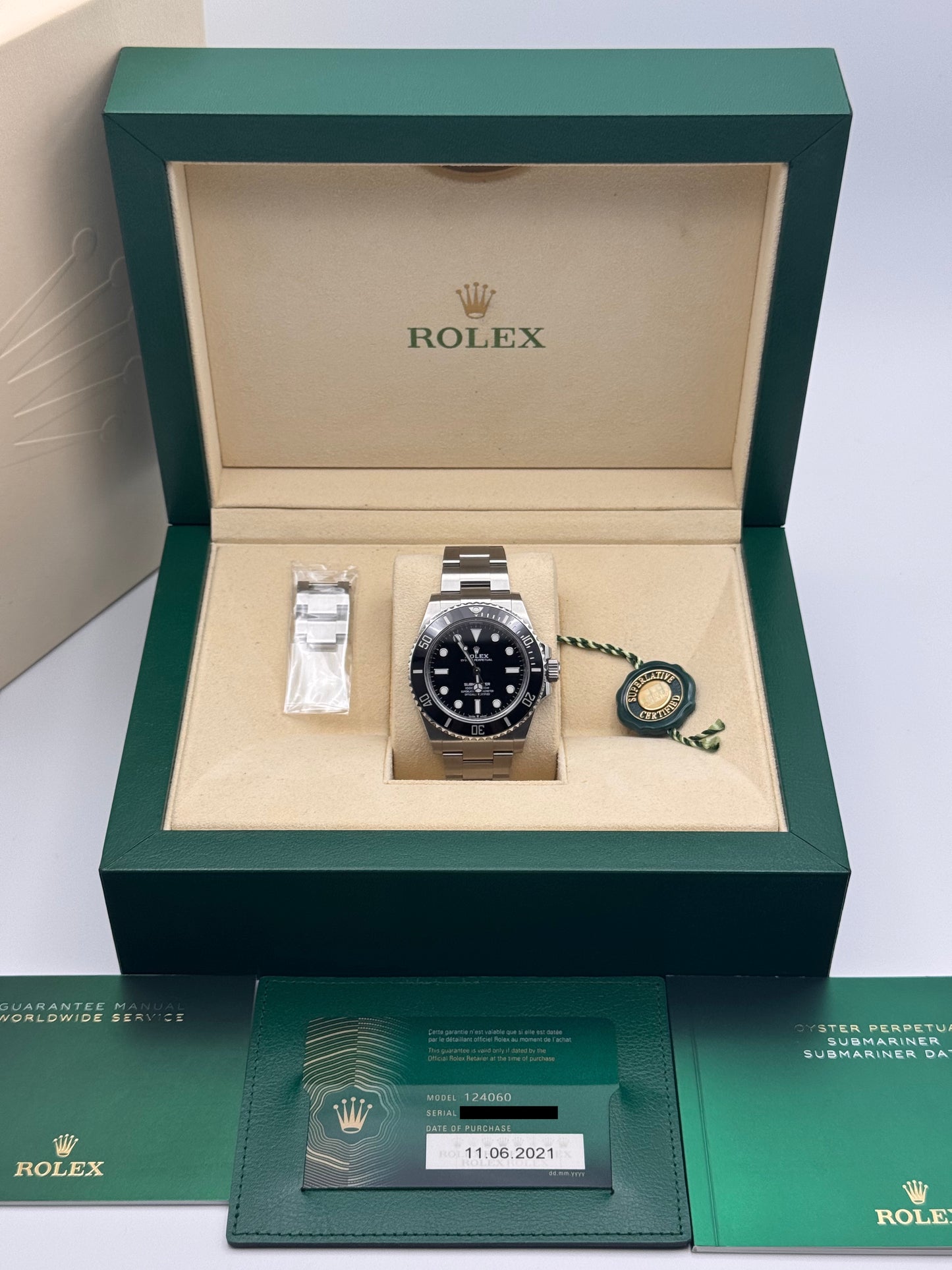 Rolex Submariner - 124060