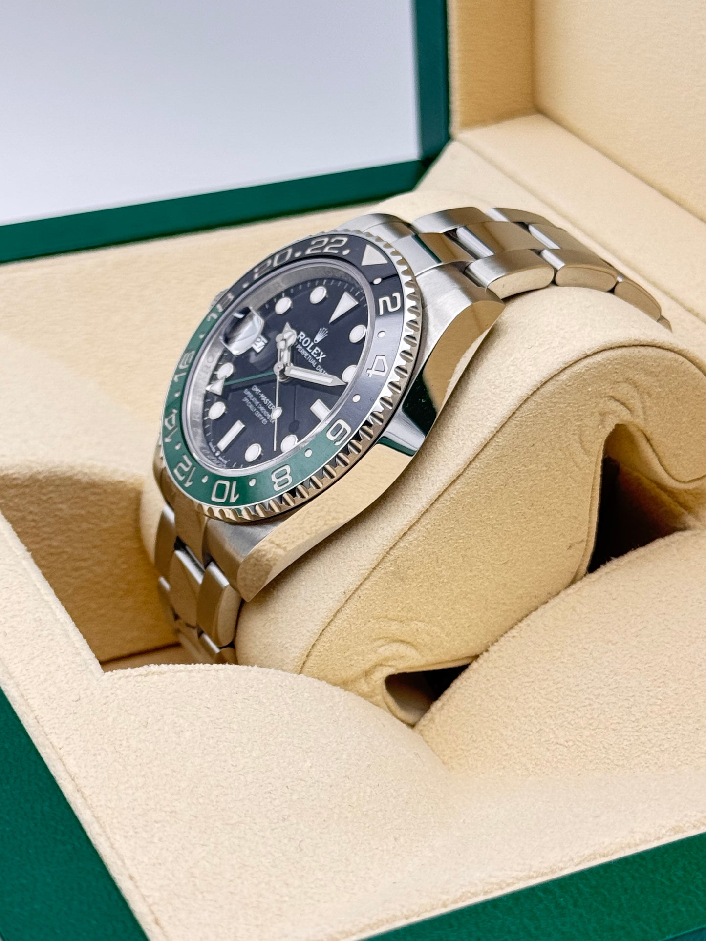 Rolex GMT-Master II "Sprite" - 126720VTNR