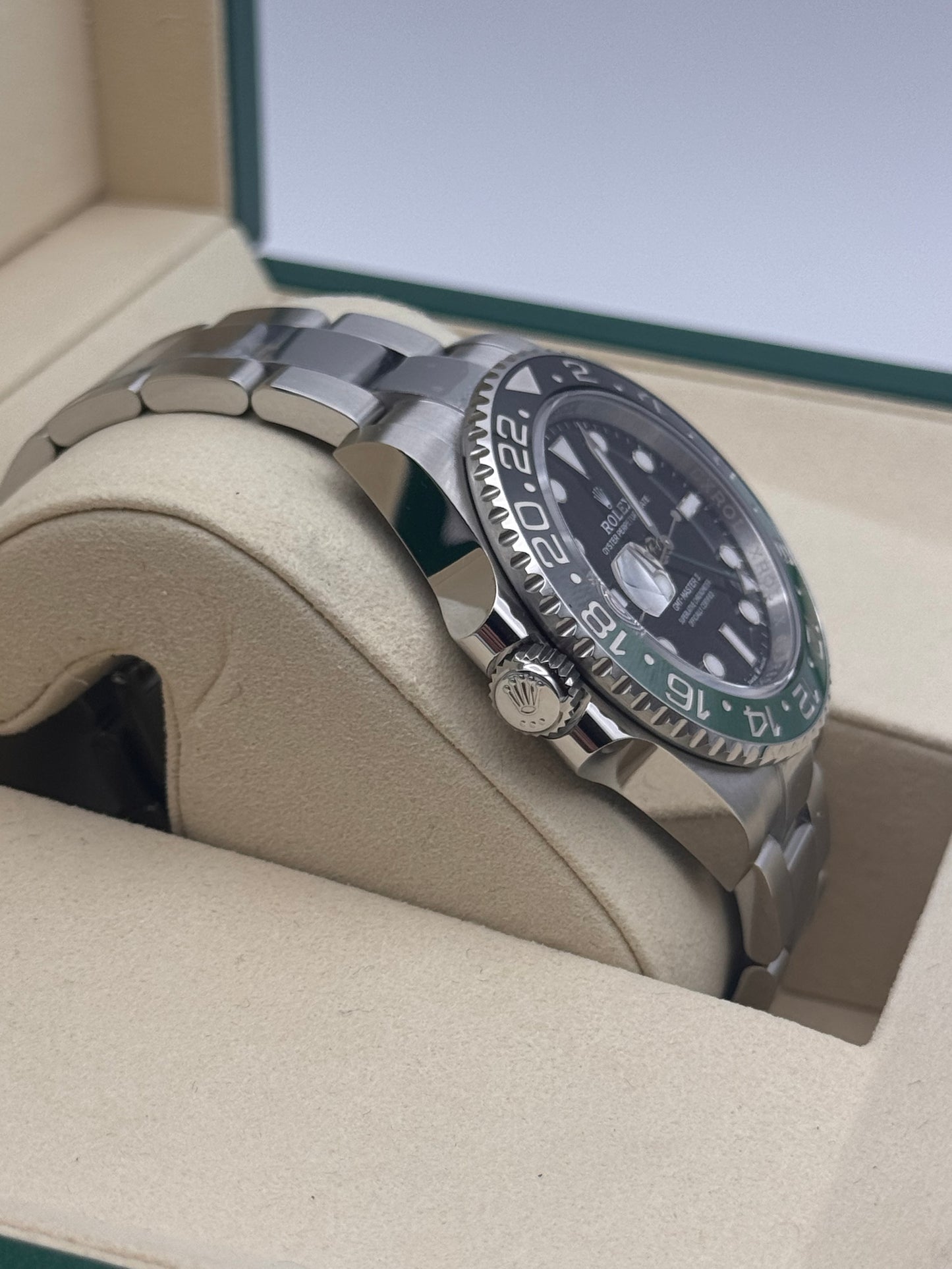 Rolex GMT-Master II "Sprite" - 126720VTNR - 2025