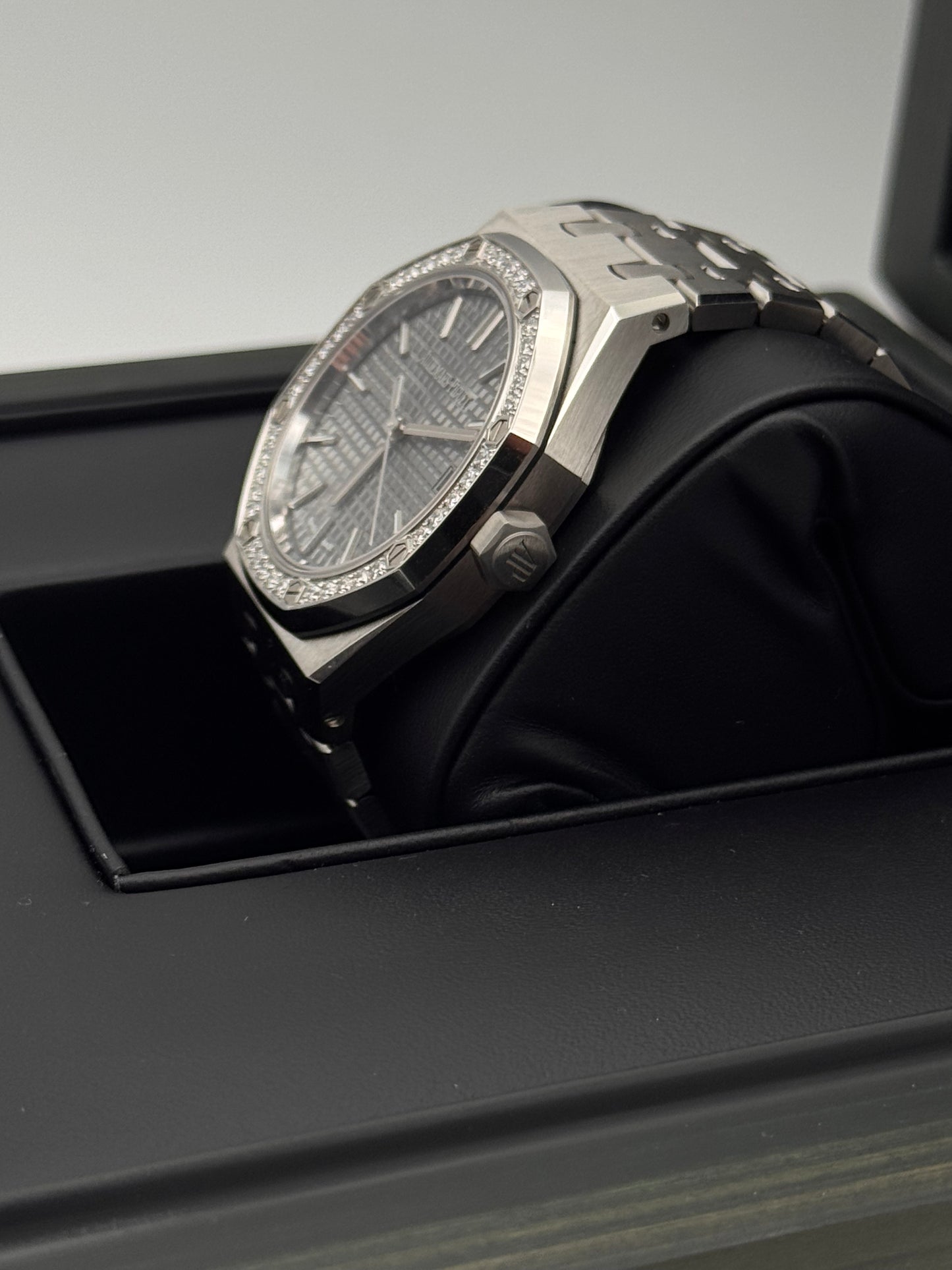 Audemars Piguet Royal Oak Selfwinding 50th Anniversary - 15551ST.ZZ.1356ST.03