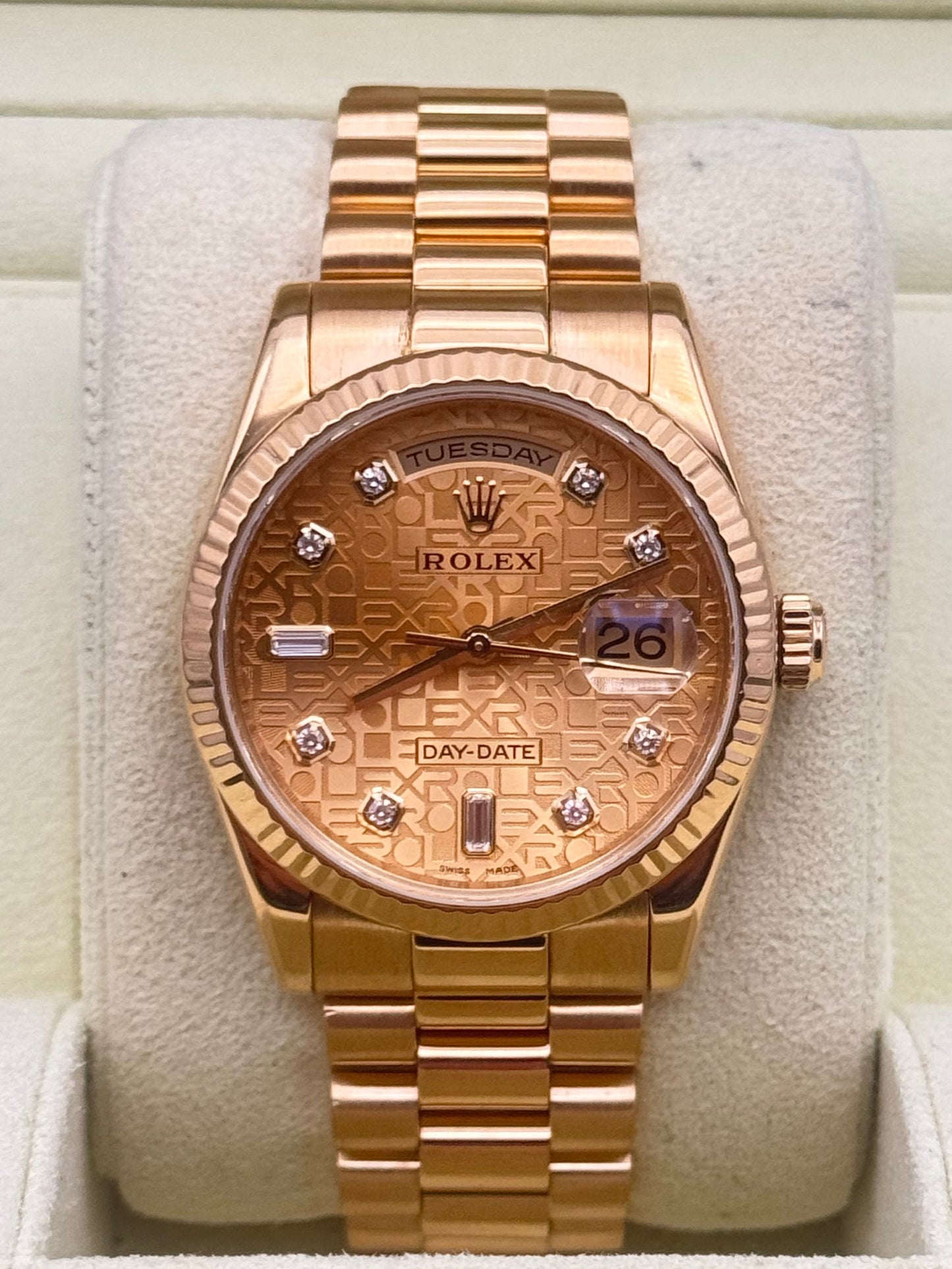 Rolex Day-Date 18kt Gold - 118238