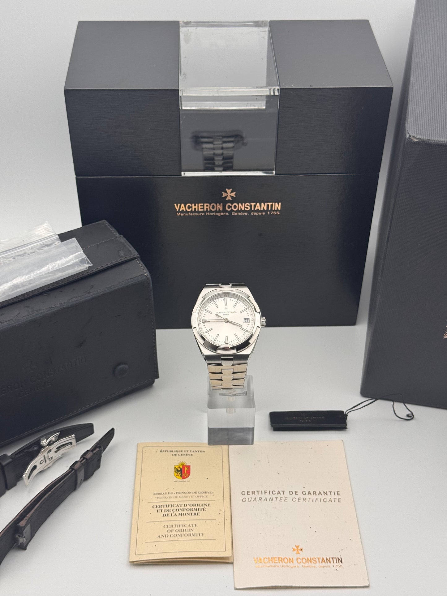Vacheron Constantin Overseas - 4500V 110A-B126