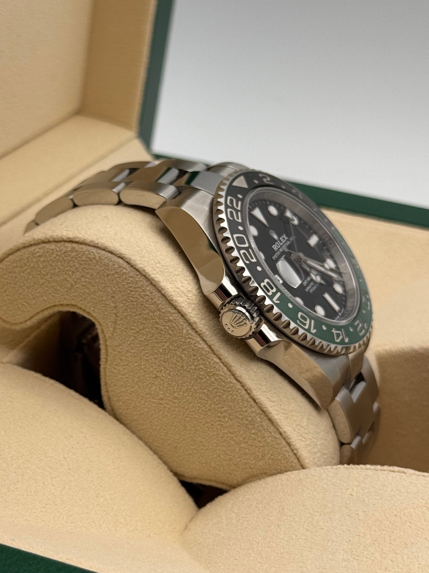 Rolex GMT-Master II "Sprite" - 126720VTNR