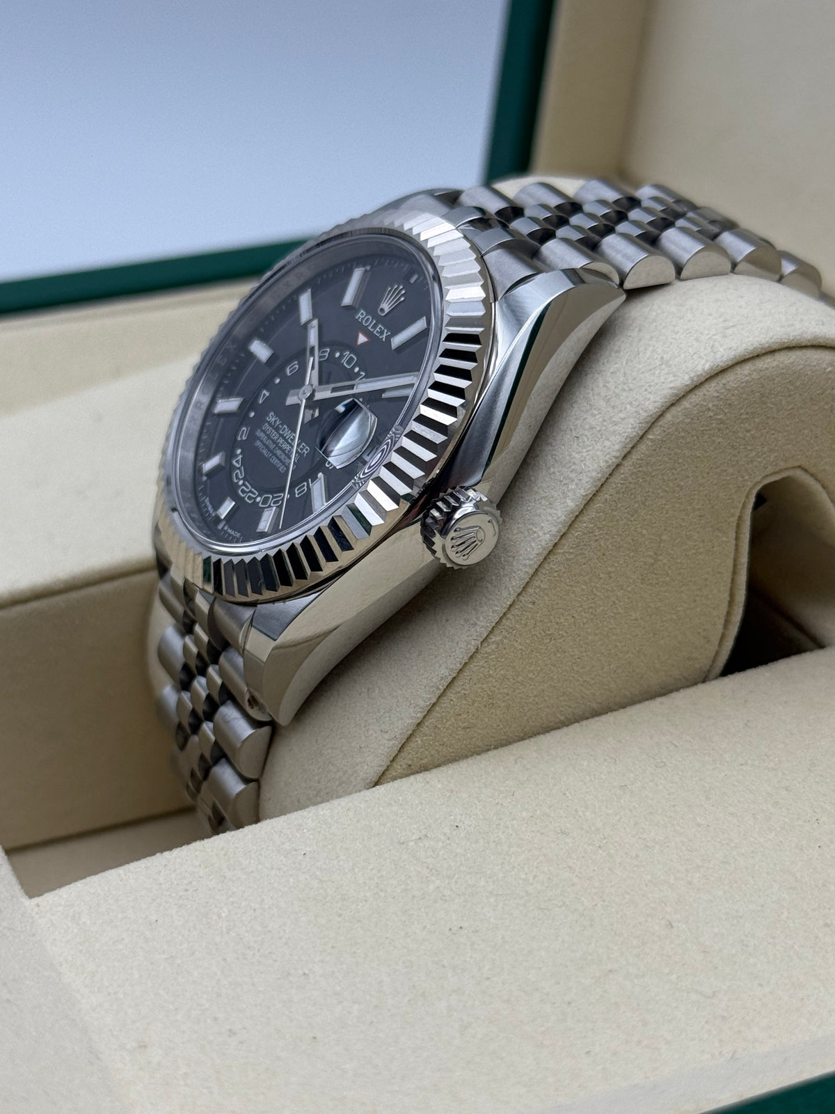 Rolex Sky-Dweller - 336934