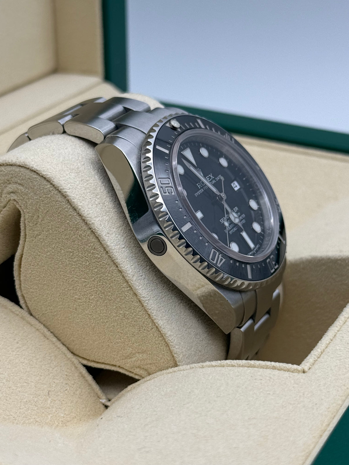 Rolex Sea-Dweller 4000 - 116600
