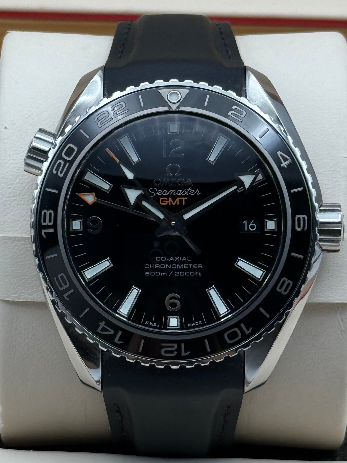 Omega Seamaster Planet Ocean GMT - 232.32.44.22.01.001