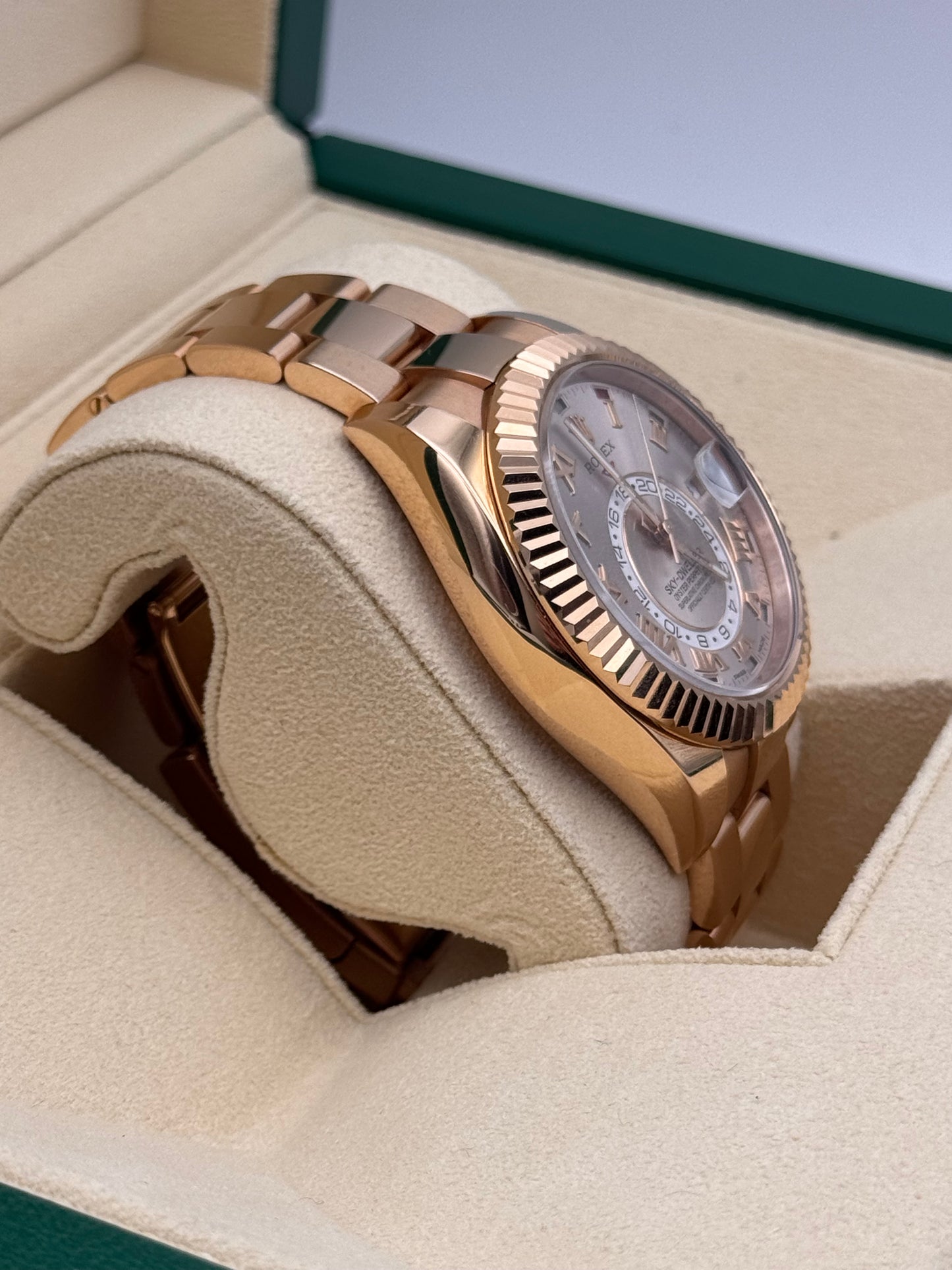 Rolex Sky-Dweller Rosegold 18k - 326935