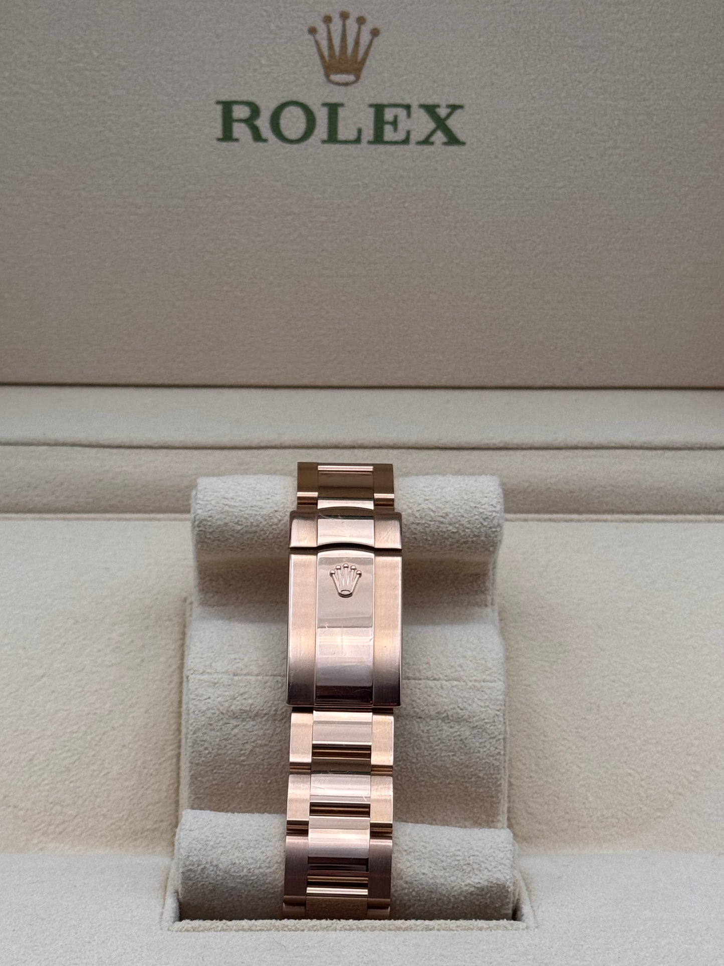 Rolex Sky-Dweller Rosegold 18k - 326935