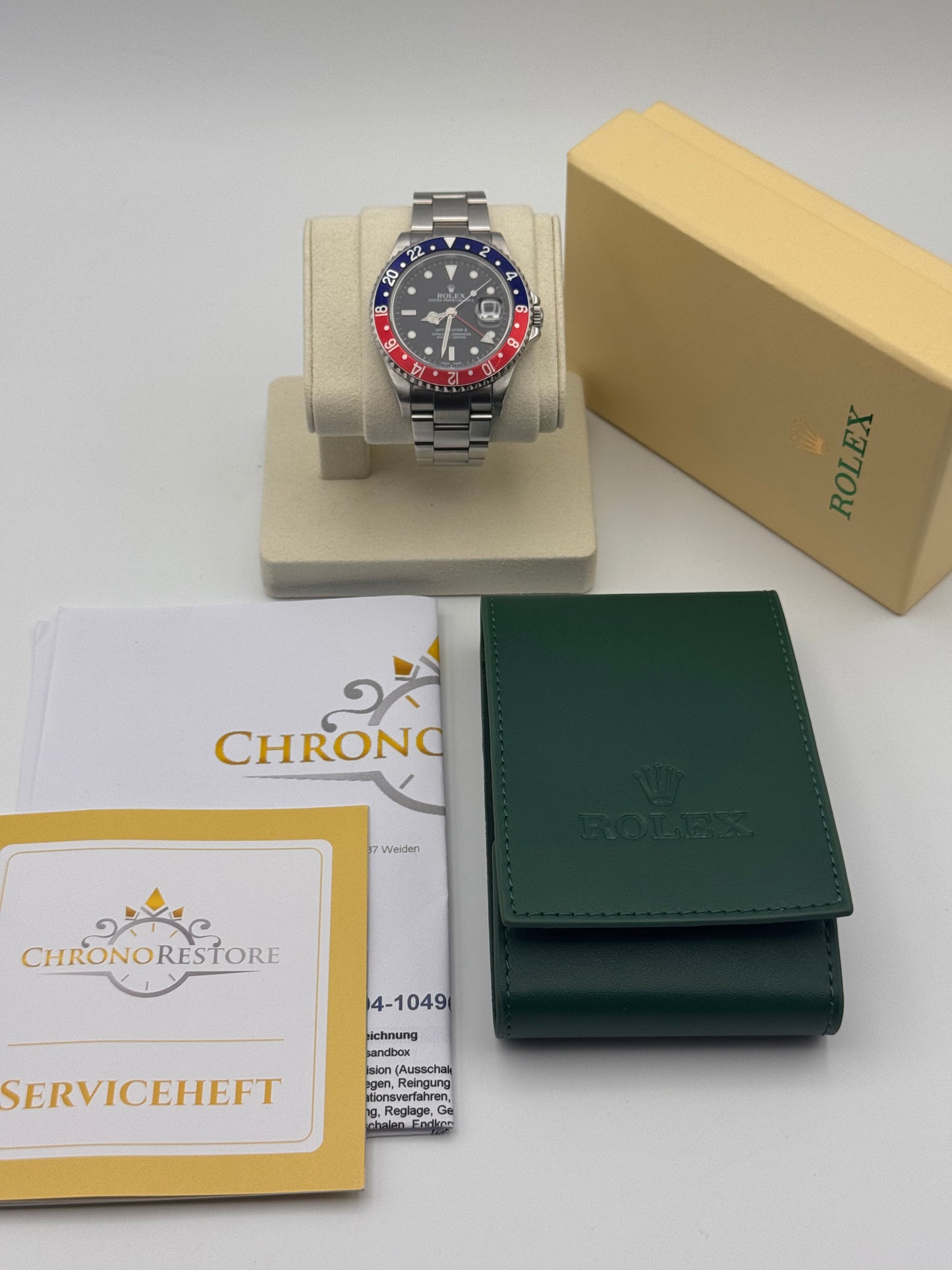 Rolex GMT-Master II "Pepsi" - 16710