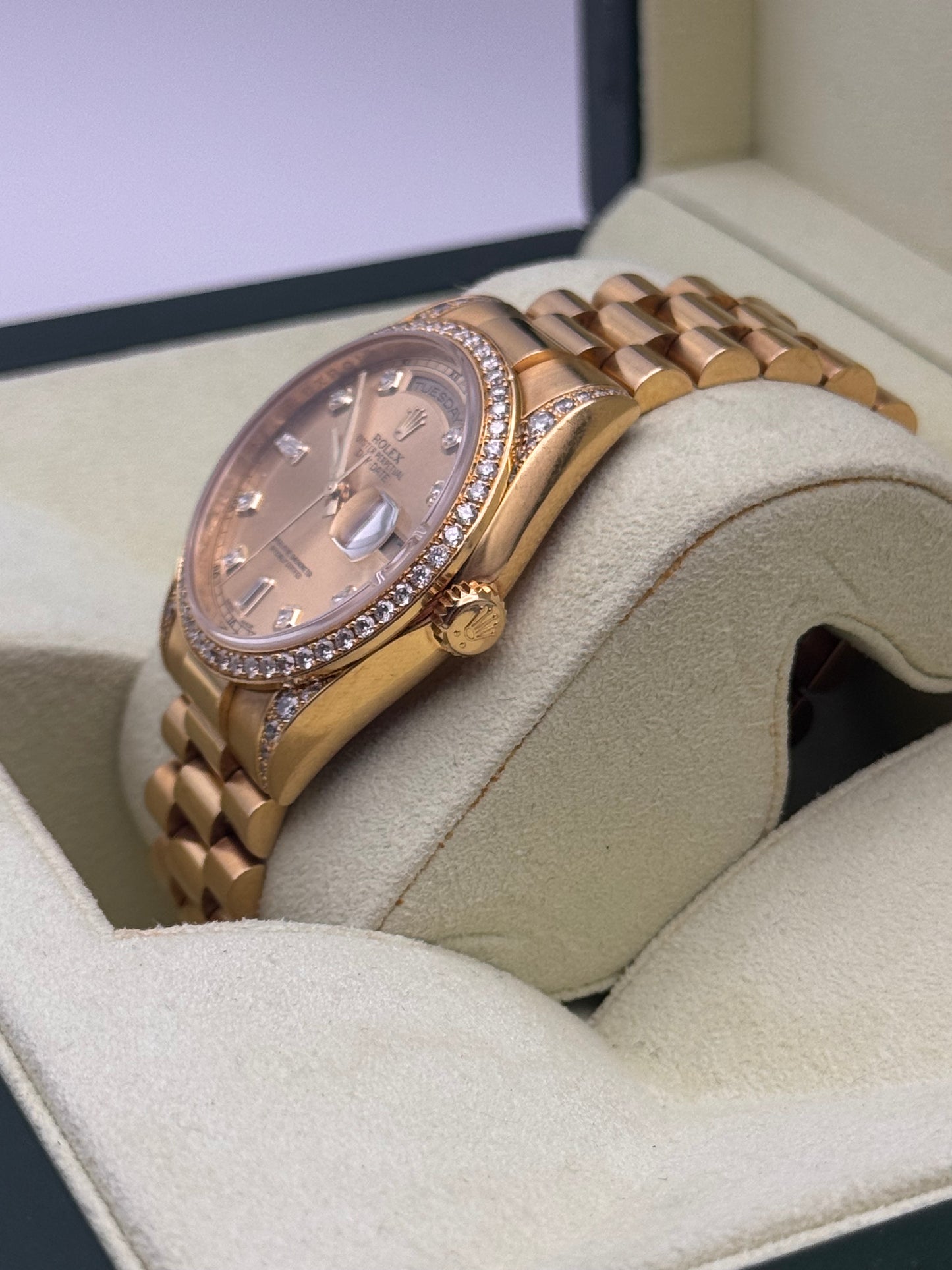 Rolex Day-Date 18kt Gold - 118388