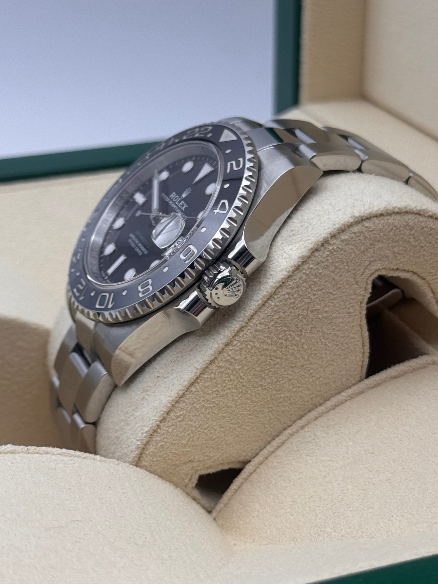 Rolex GMT-Master II "Bruce Wayne"- 126710GRNR