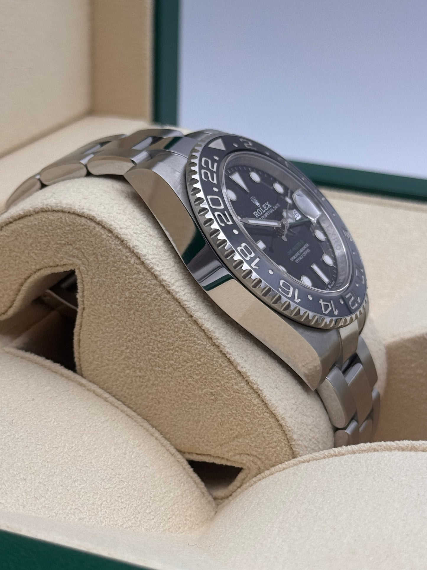 Rolex GMT-Master II "Bruce Wayne"- 126710GRNR
