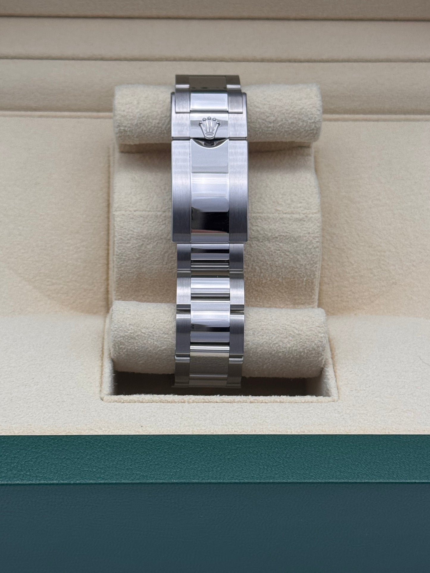 Rolex GMT-Master II "Bruce Wayne"- 126710GRNR