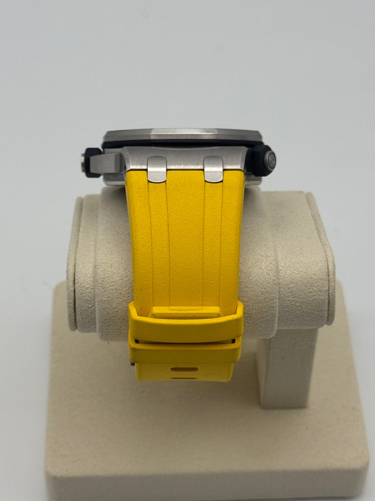 Audemars Piguet Royal Oak Offshore Diver - 15710ST.OO.A027CA.01