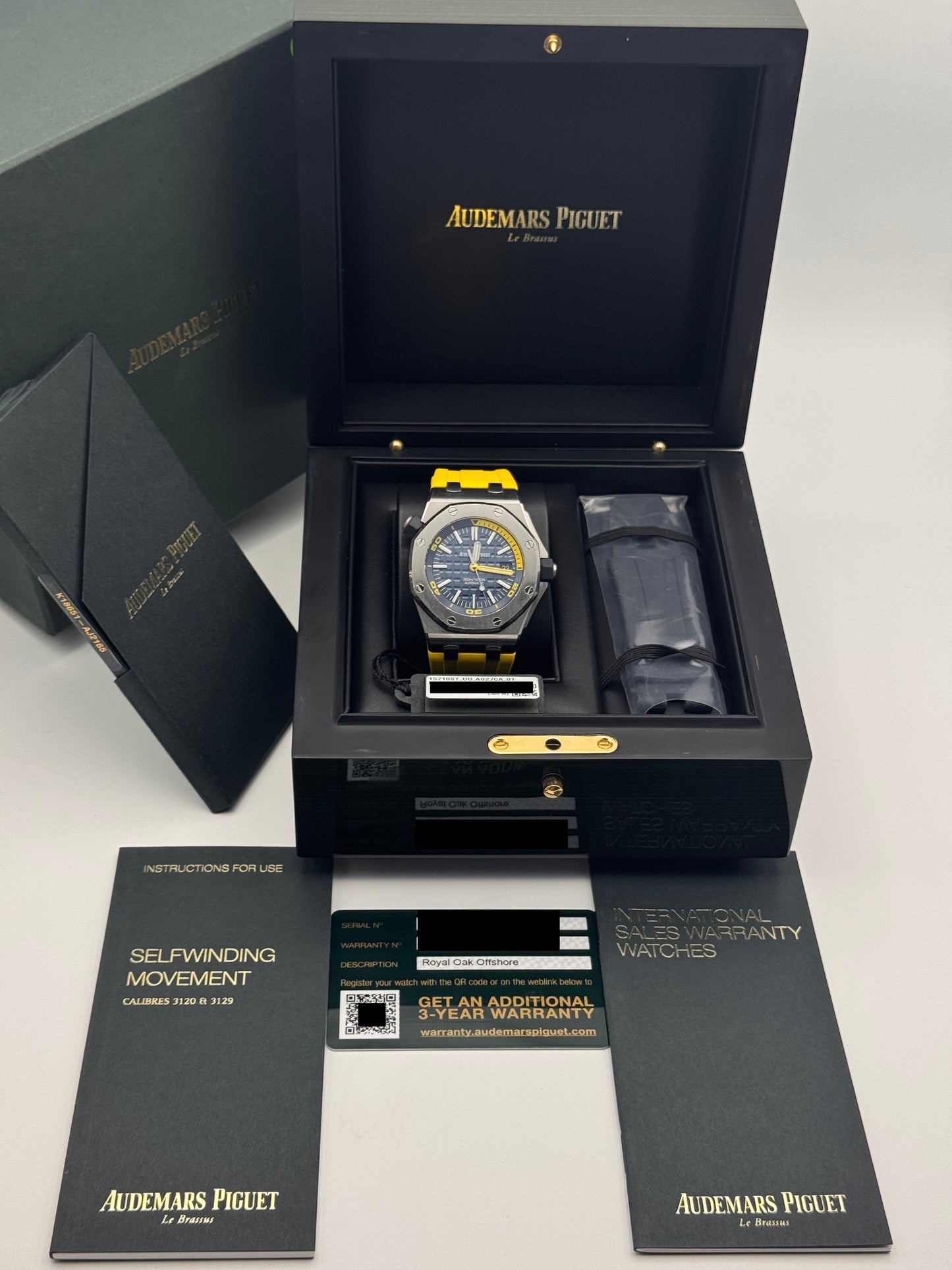 Audemars Piguet Royal Oak Offshore Diver - 15710ST.OO.A027CA.01