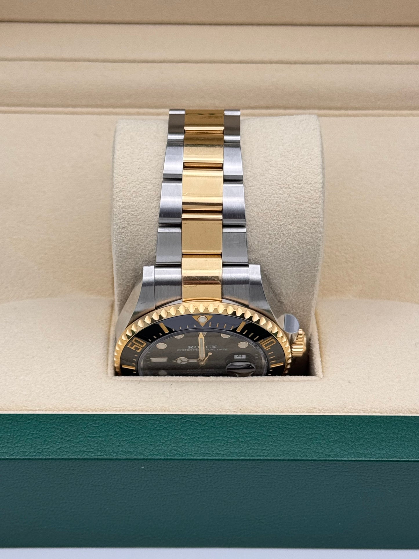 Rolex Sea-Dweller - 126603