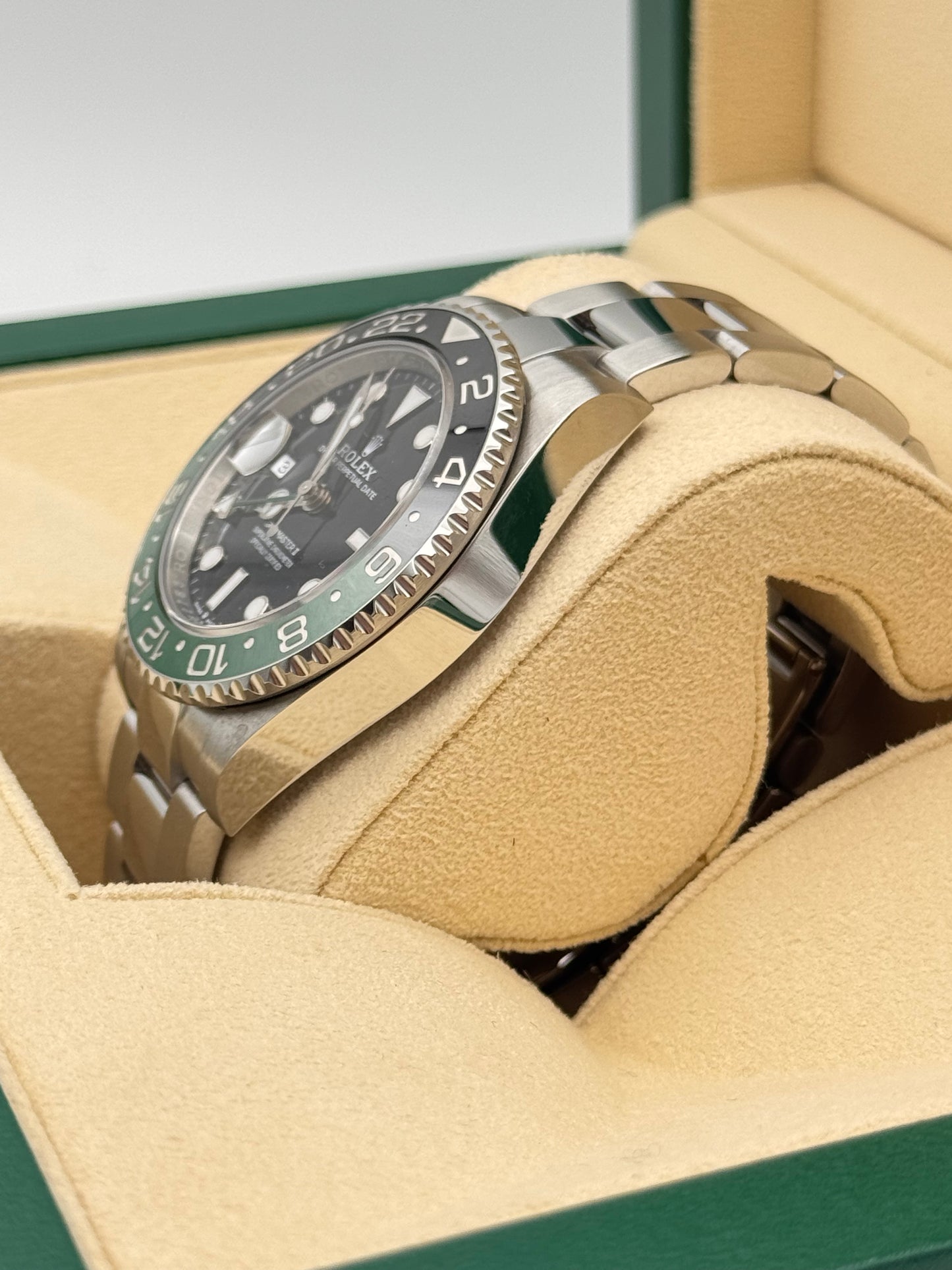 Rolex GMT-Master II "Sprite" - 126720VTNR