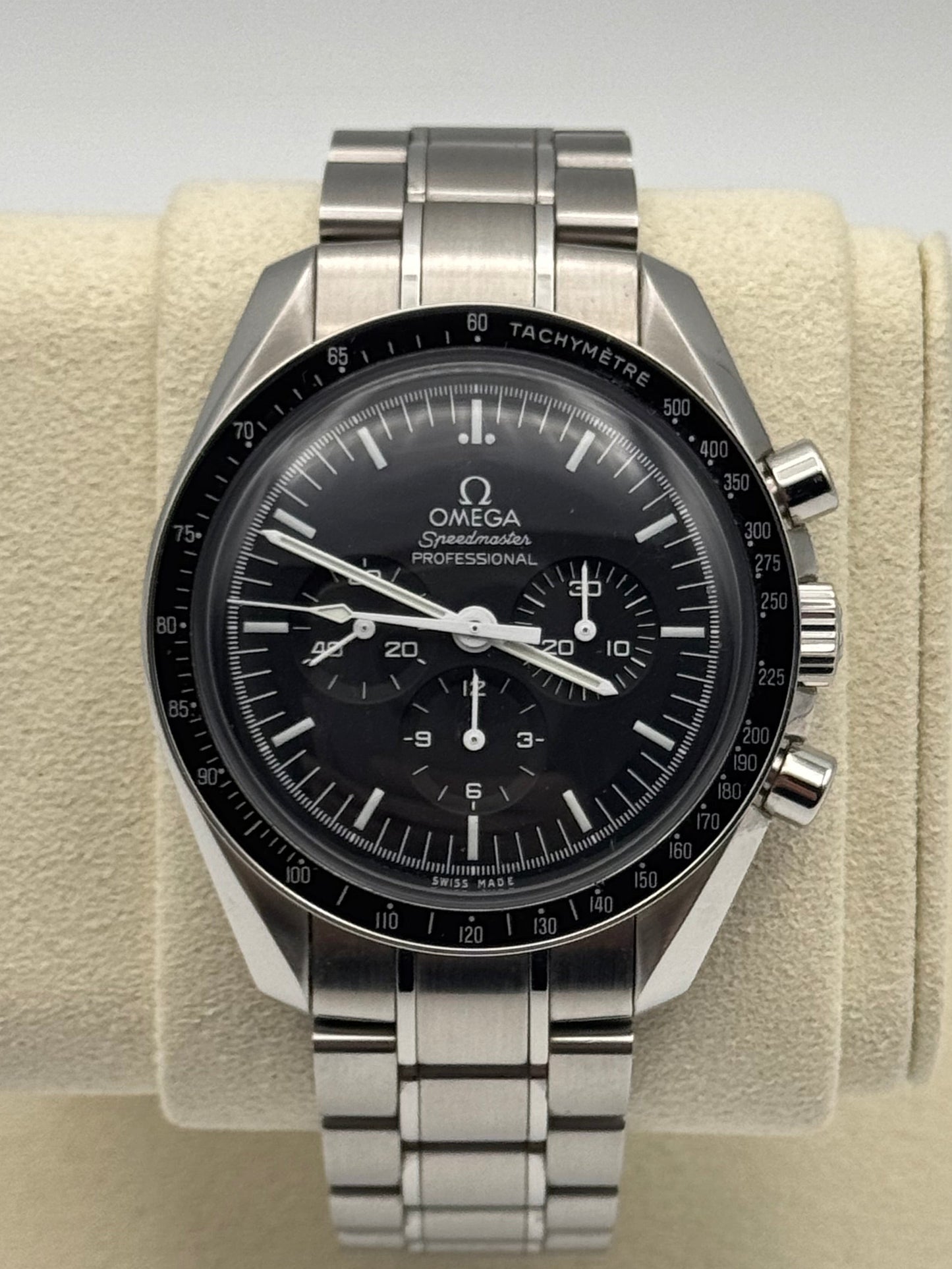 Omega Speedmaster Professional Moonwatch - 311.30.42.30.01.006