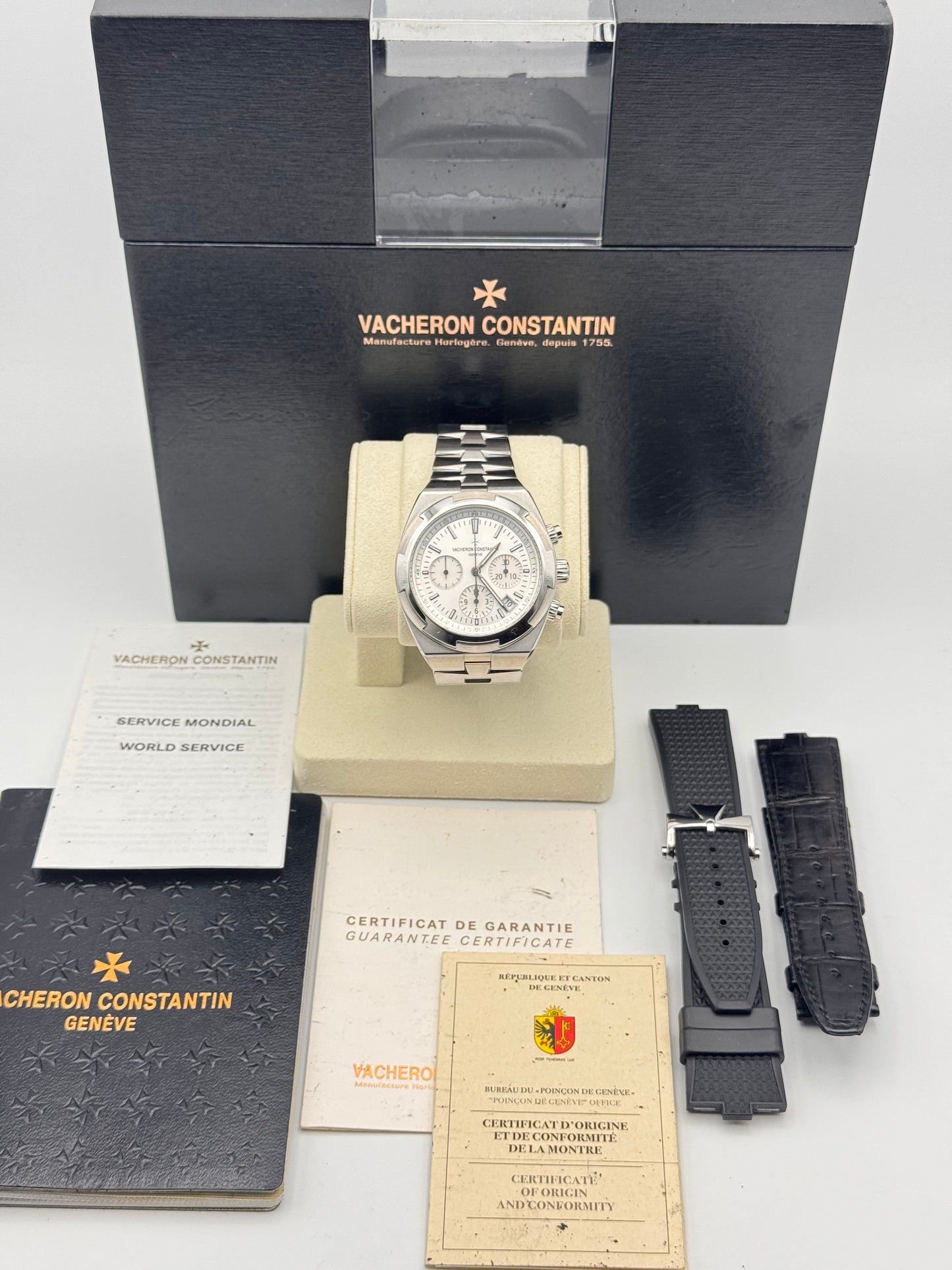 Vacheron Constantin Overseas Chronograph - 5500V 110A-B075