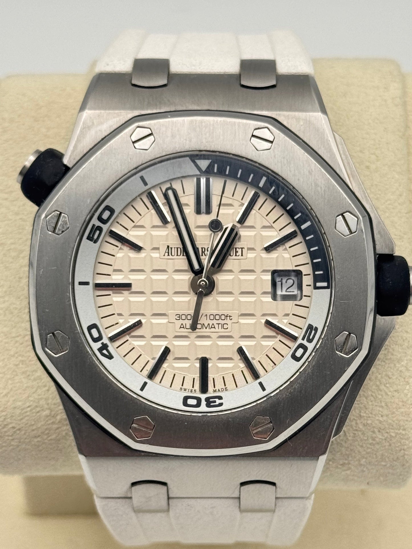 Audemars Piguet Royal Oak Offshore Diver - 15710ST.OO.A002CA.02
