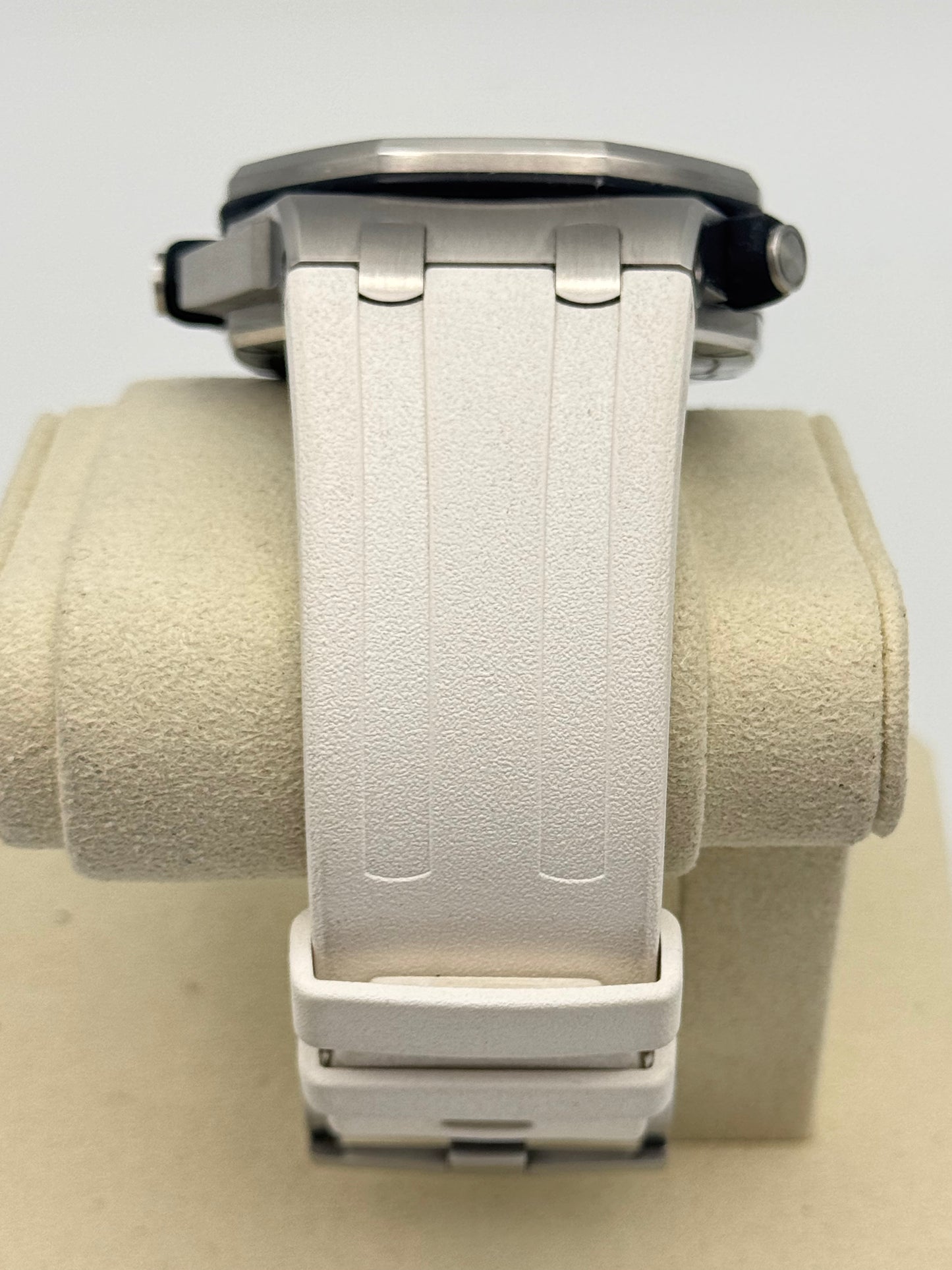 Audemars Piguet Royal Oak Offshore Diver - 15710ST.OO.A002CA.02