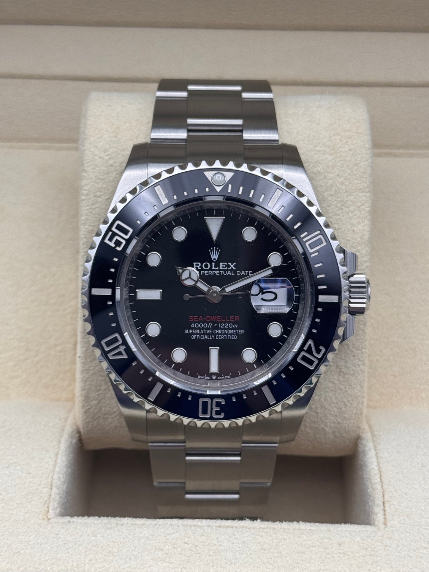 Rolex Sea-Dweller "Red line" - 126600
