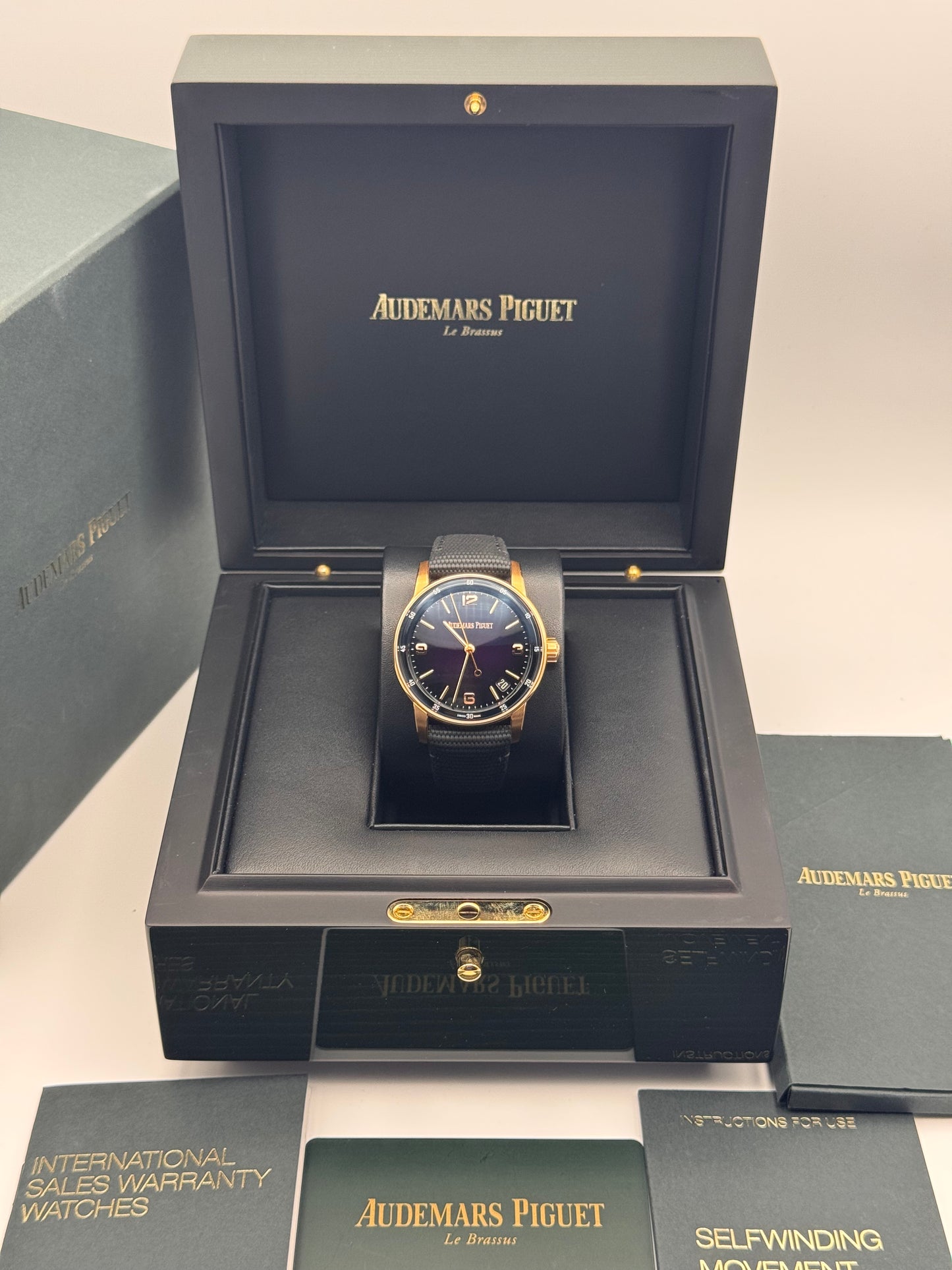 Audemars Piguet Code 11.59 - 15210OR.OO.A616CR.01