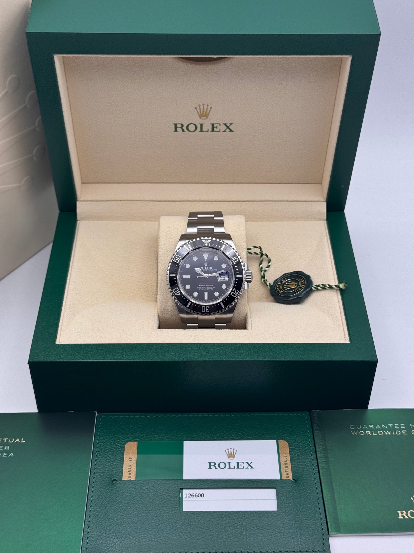 Rolex Sea-Dweller "Red line" - 126600
