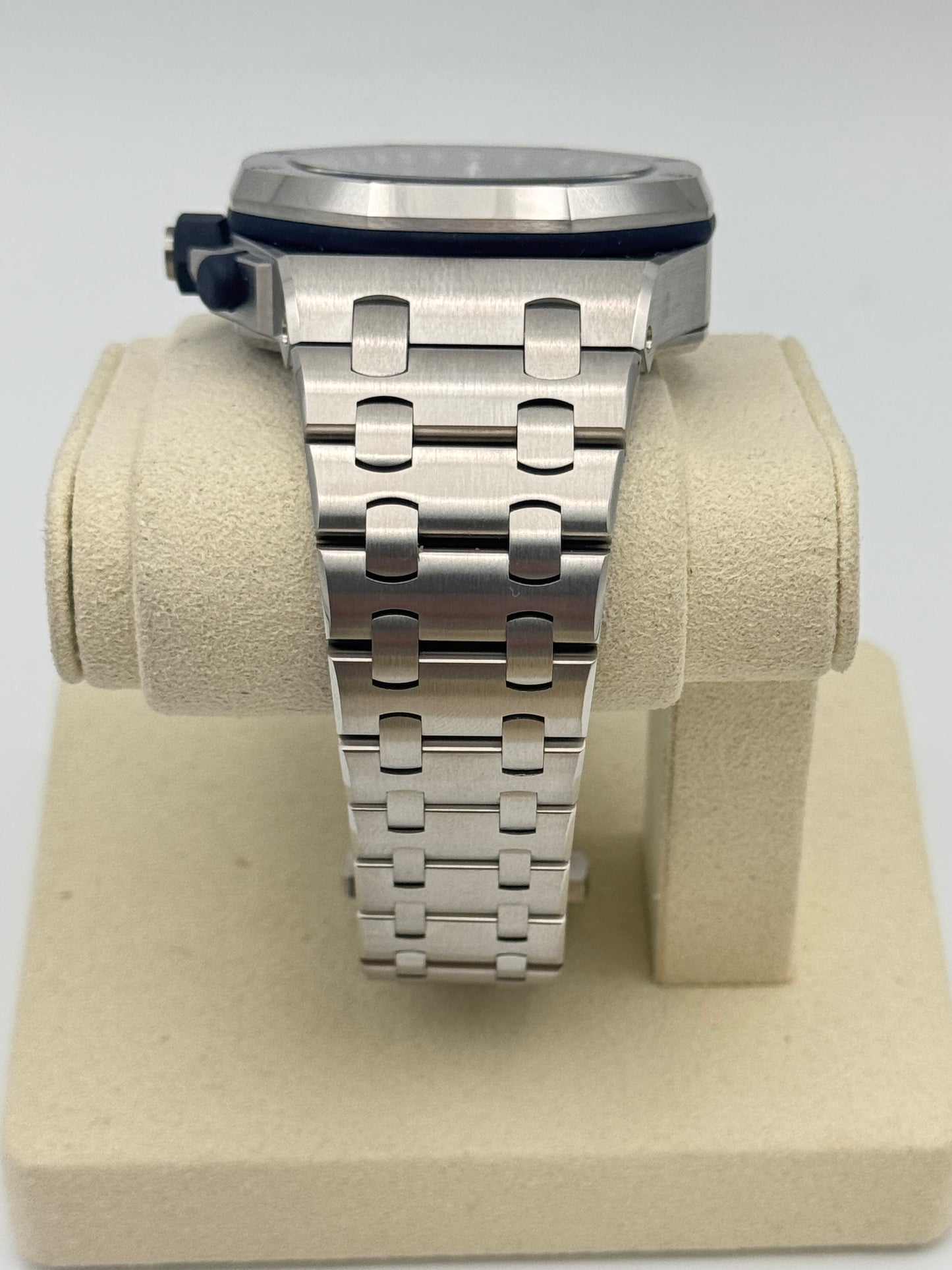 Audemars Piguet Royal Oak Offshore Chronograph - 26238ST.OO.2000ST.01