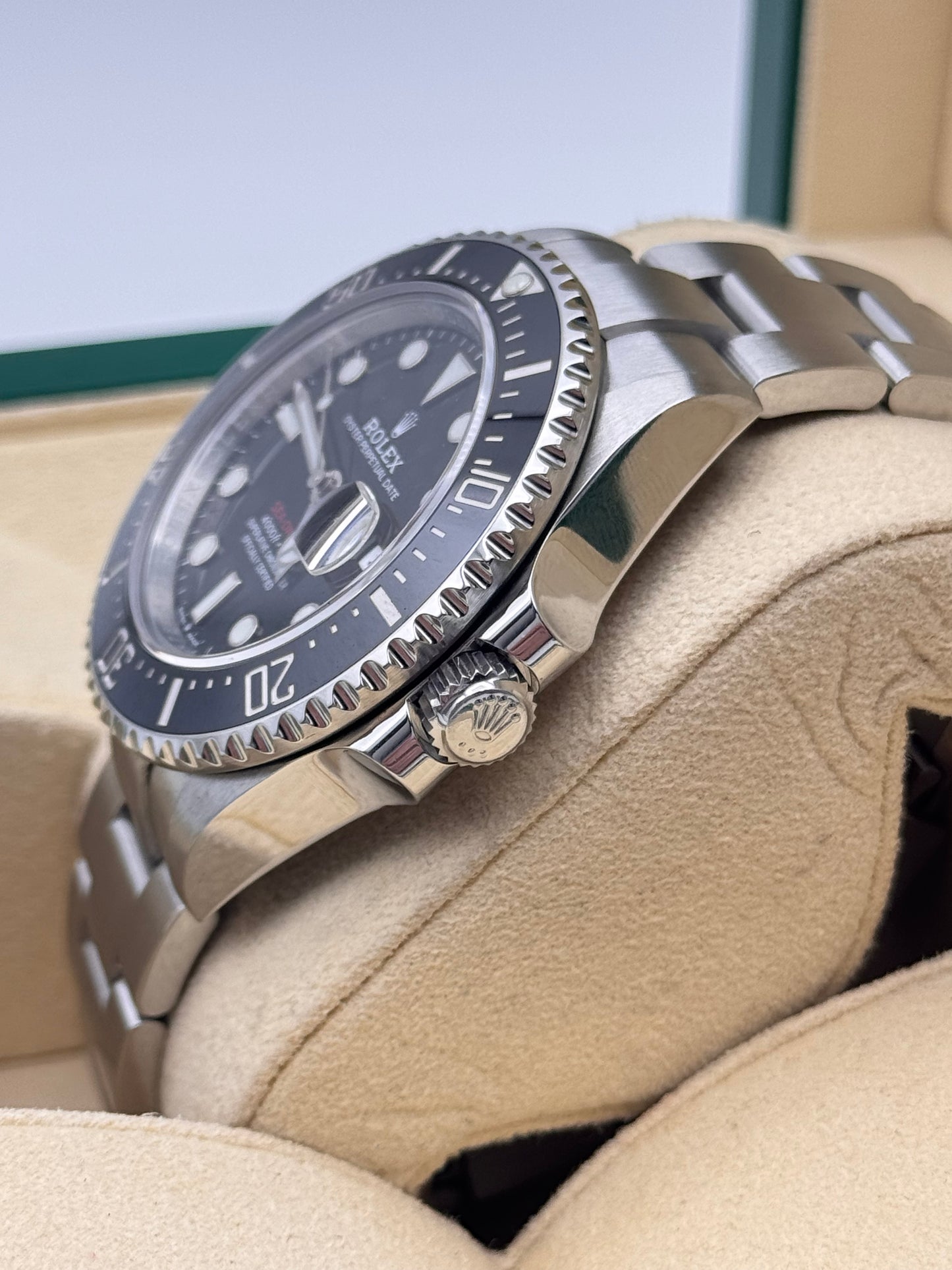 Rolex Sea-Dweller "Red line" - 126600