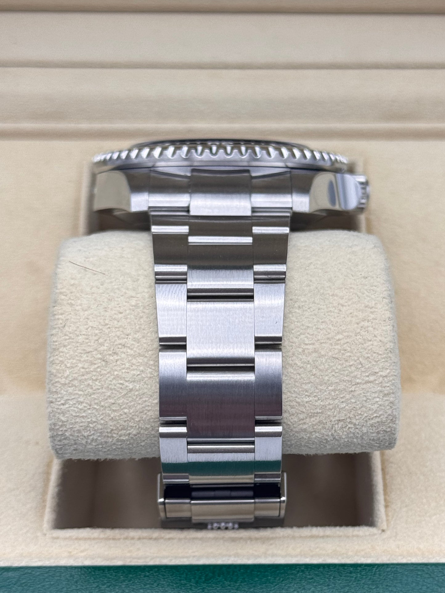 Rolex Sea-Dweller "Red line" - 126600