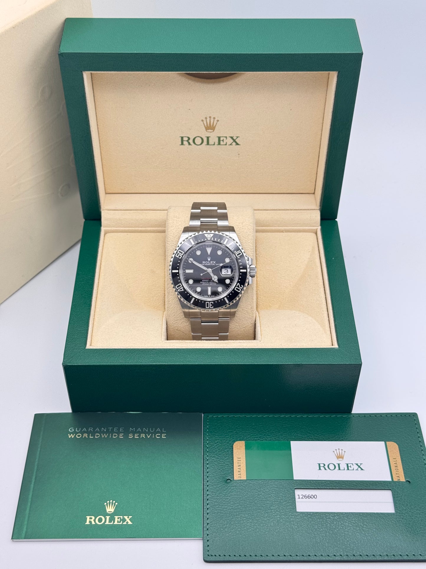 Rolex Sea-Dweller "Red line" - 126600