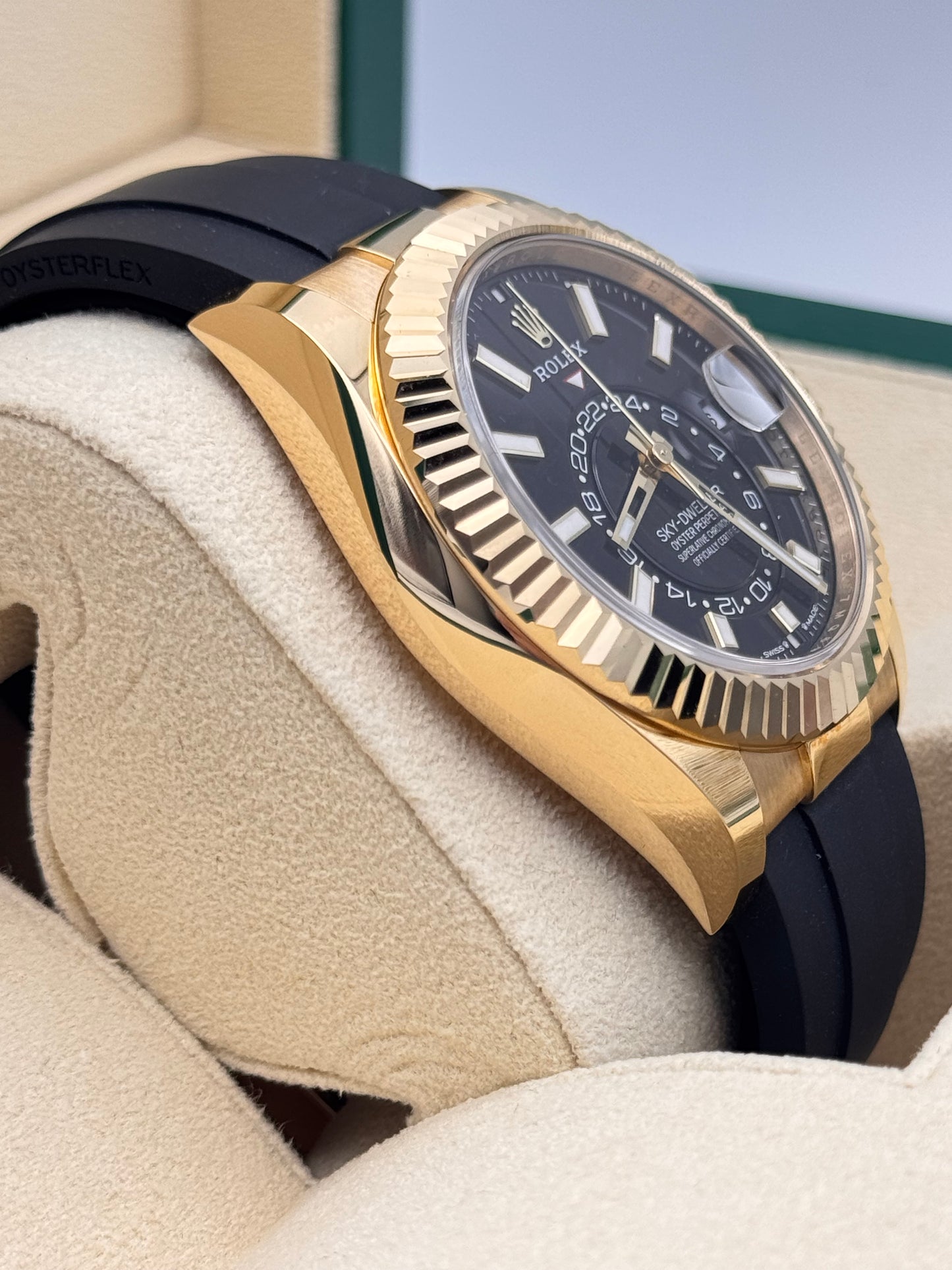 Rolex Sky-Dweller Gold 18k - 336238
