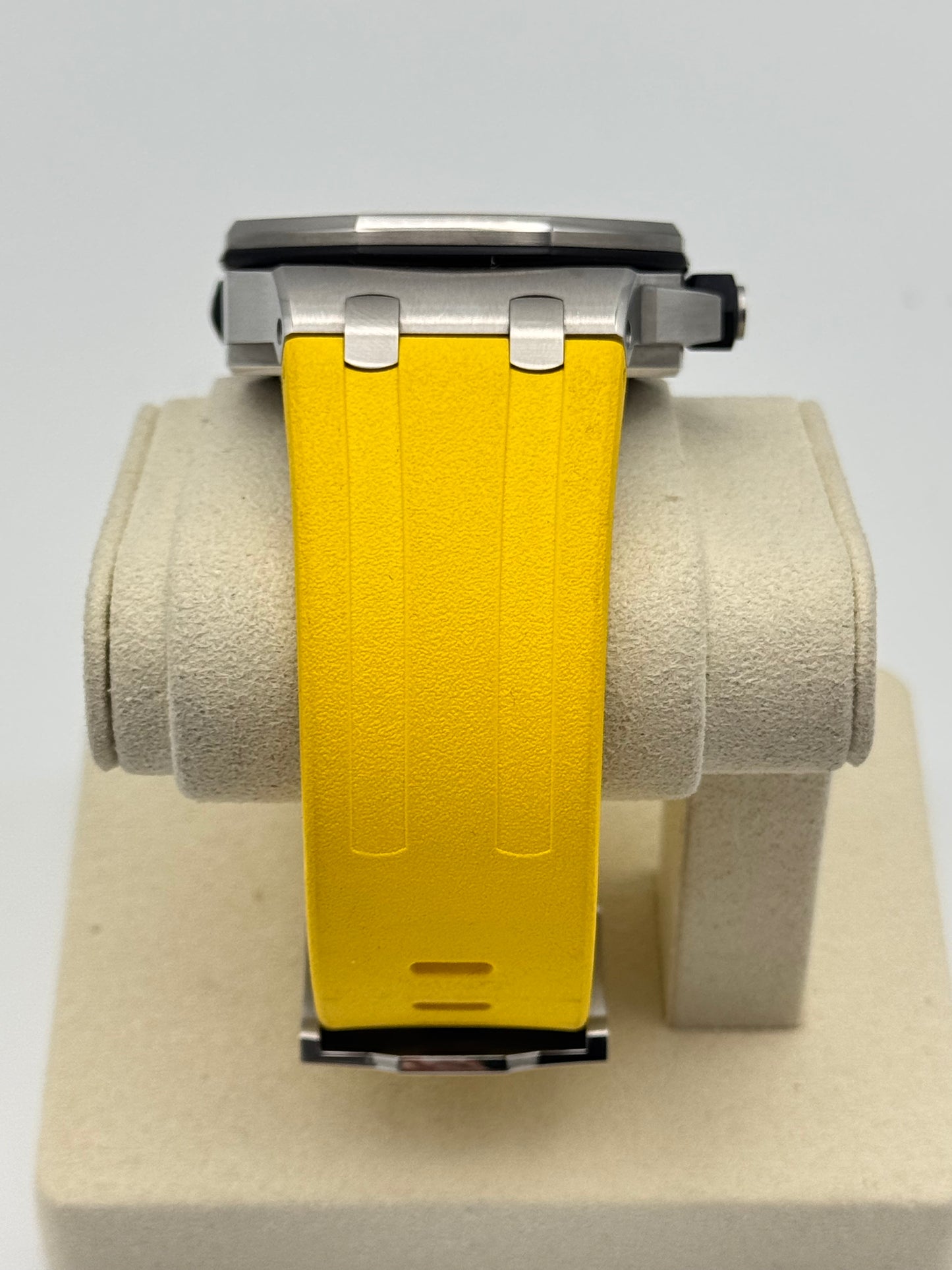 Audemars Piguet Royal Oak Offshore Diver - 15710ST.OO.A027CA.01