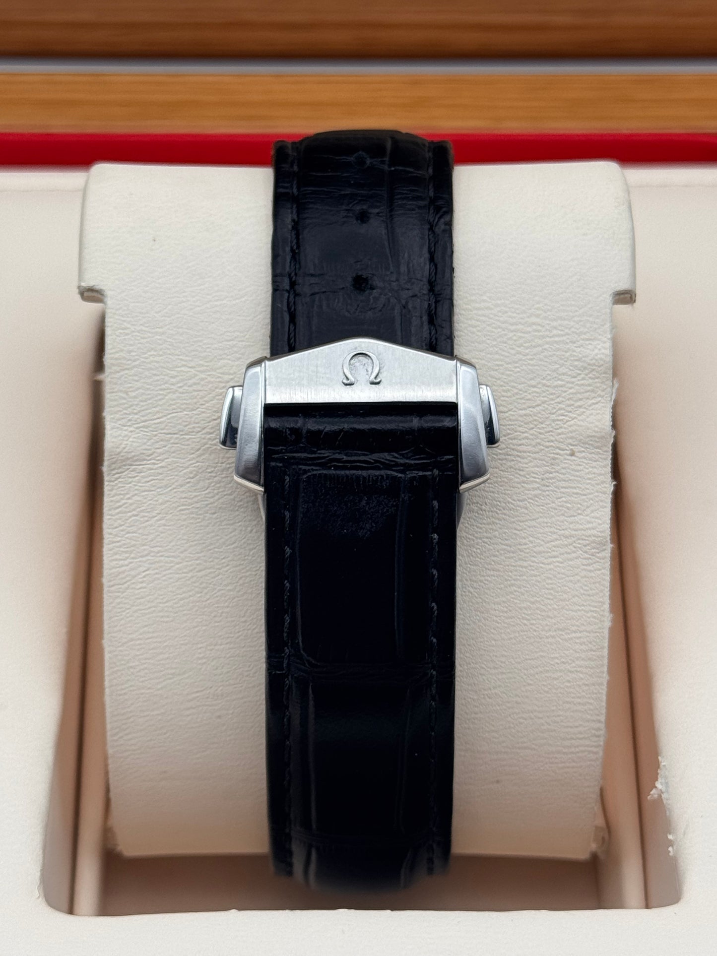 Omega Speedmaster Moonphase - 304.33.44.52.01.001