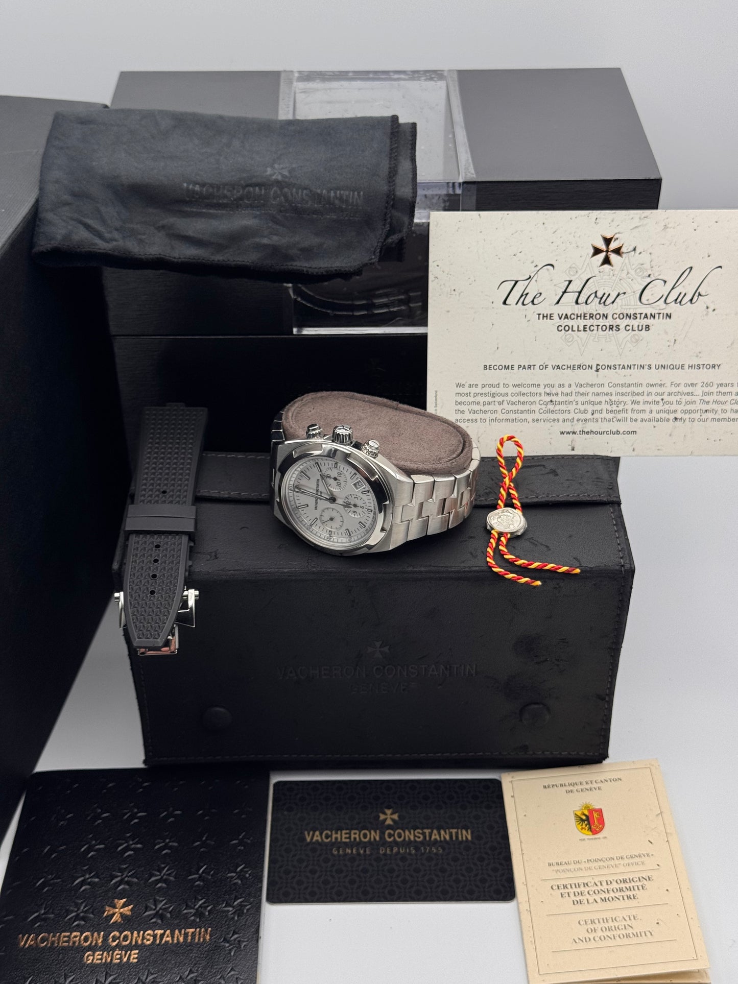 Vacheron Constantin Overseas Chronograph - 5500V/110A-B075