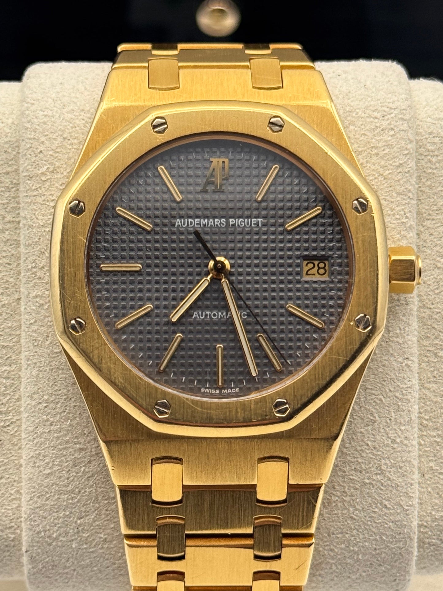 Audemars Piguet Royal Oak Mini Jumbo 18kt Gold - 14700BA