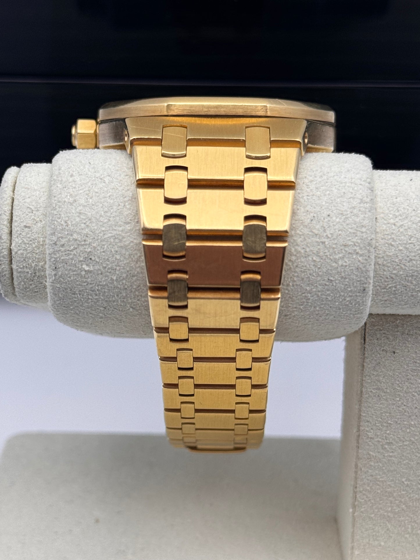 Audemars Piguet Royal Oak Mini Jumbo 18kt Gold - 14700BA