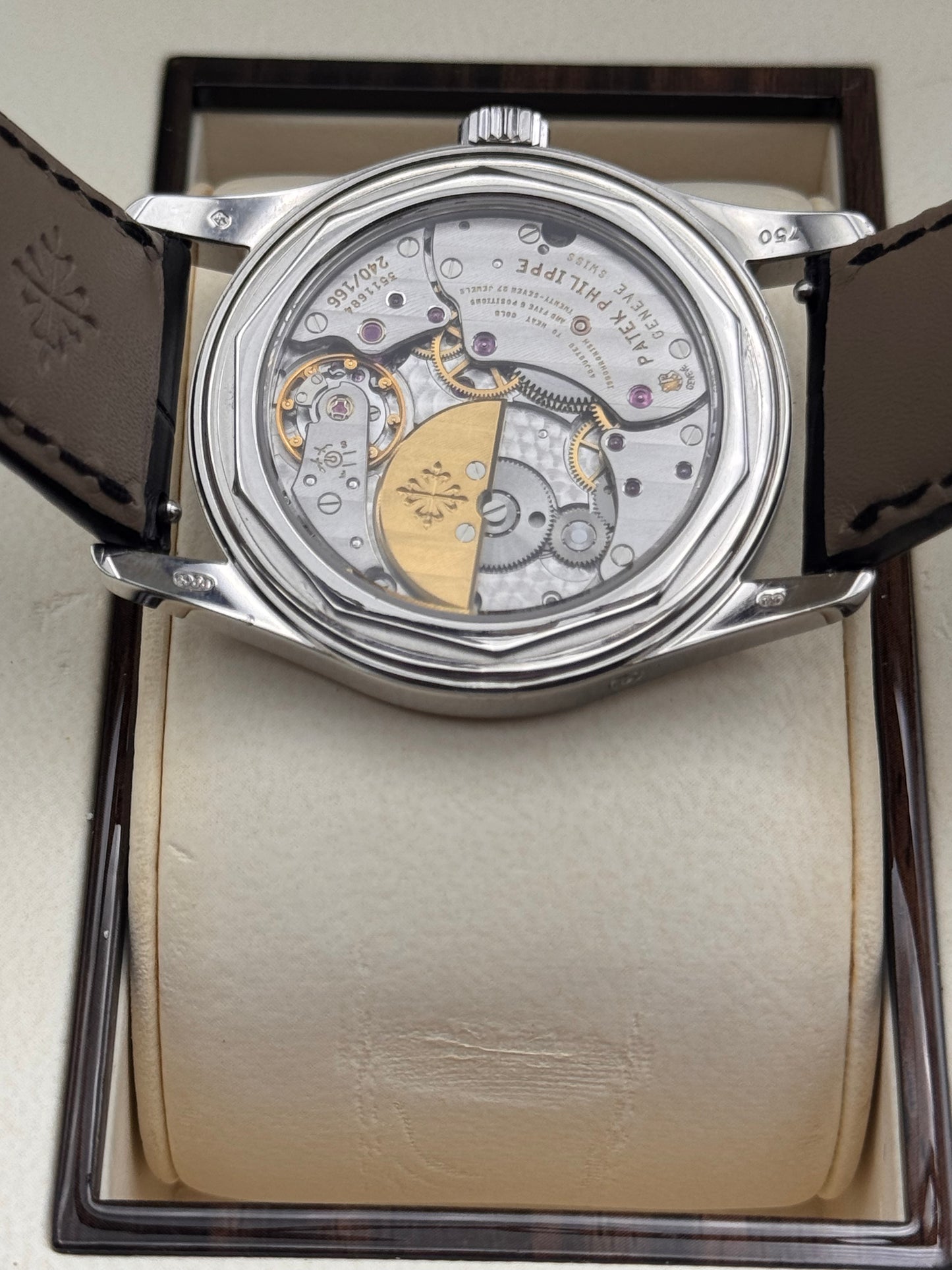 Patek Philippe Calatrava - 6000G-001