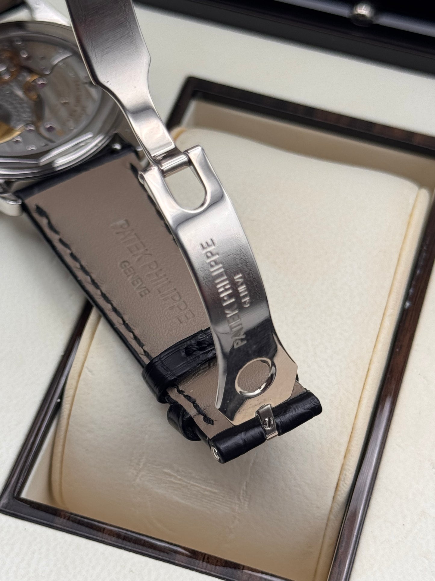 Patek Philippe Calatrava - 6000G-001