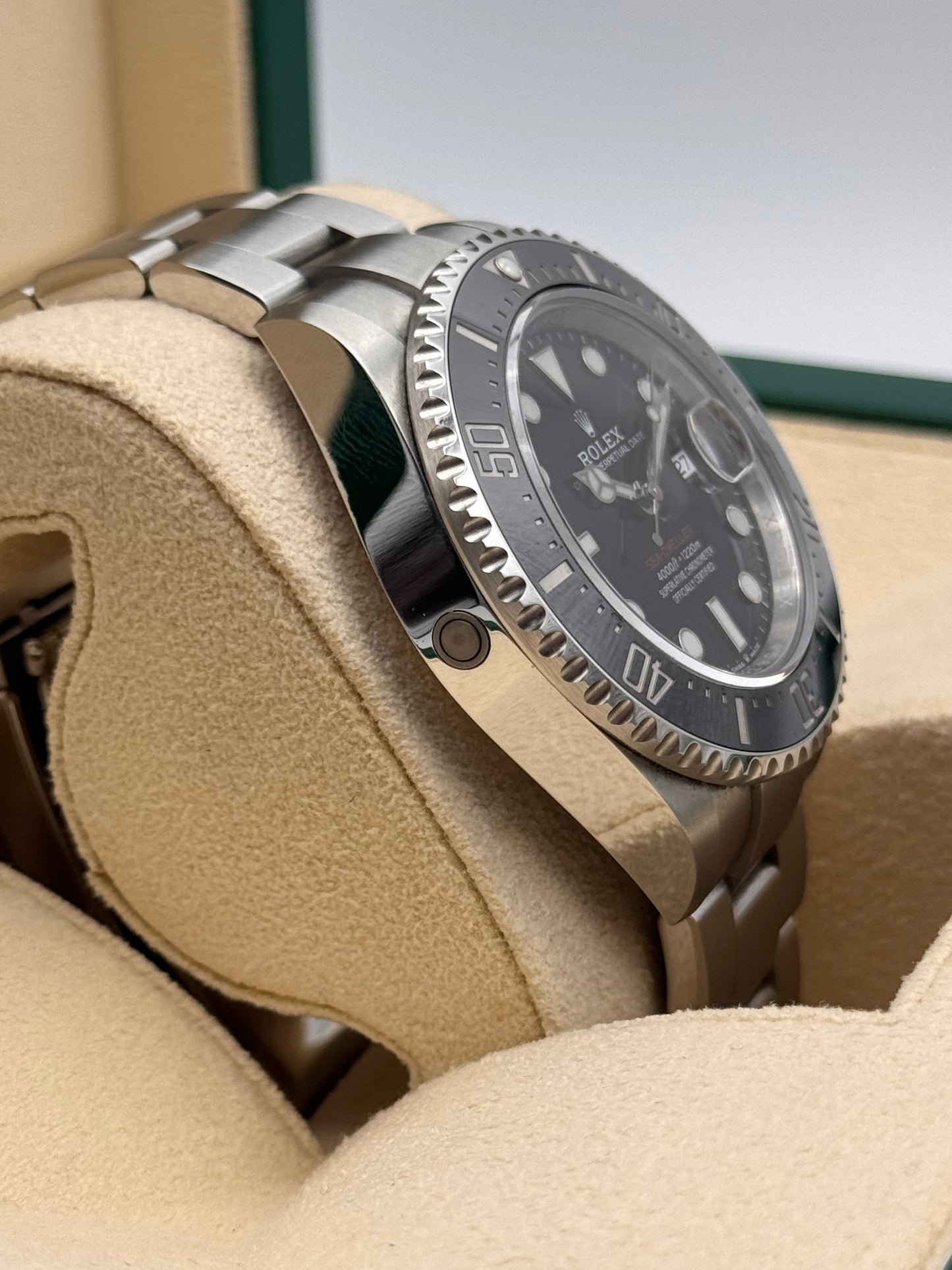 Rolex Sea-Dweller "Red line" - 126600