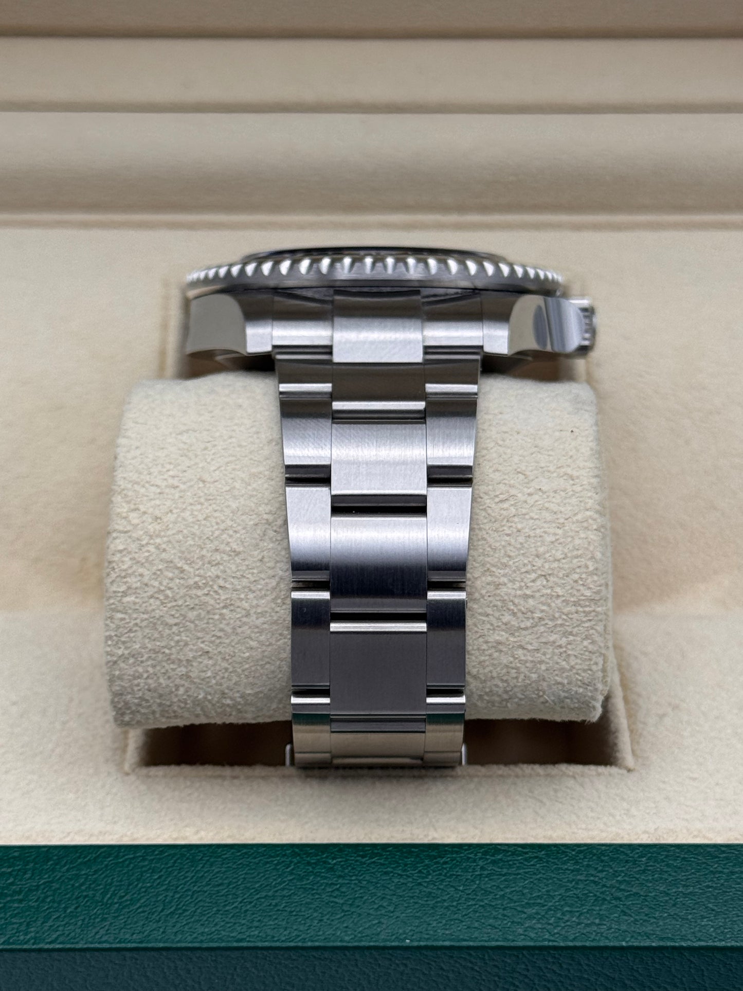 Rolex Sea-Dweller "Red line" - 126600