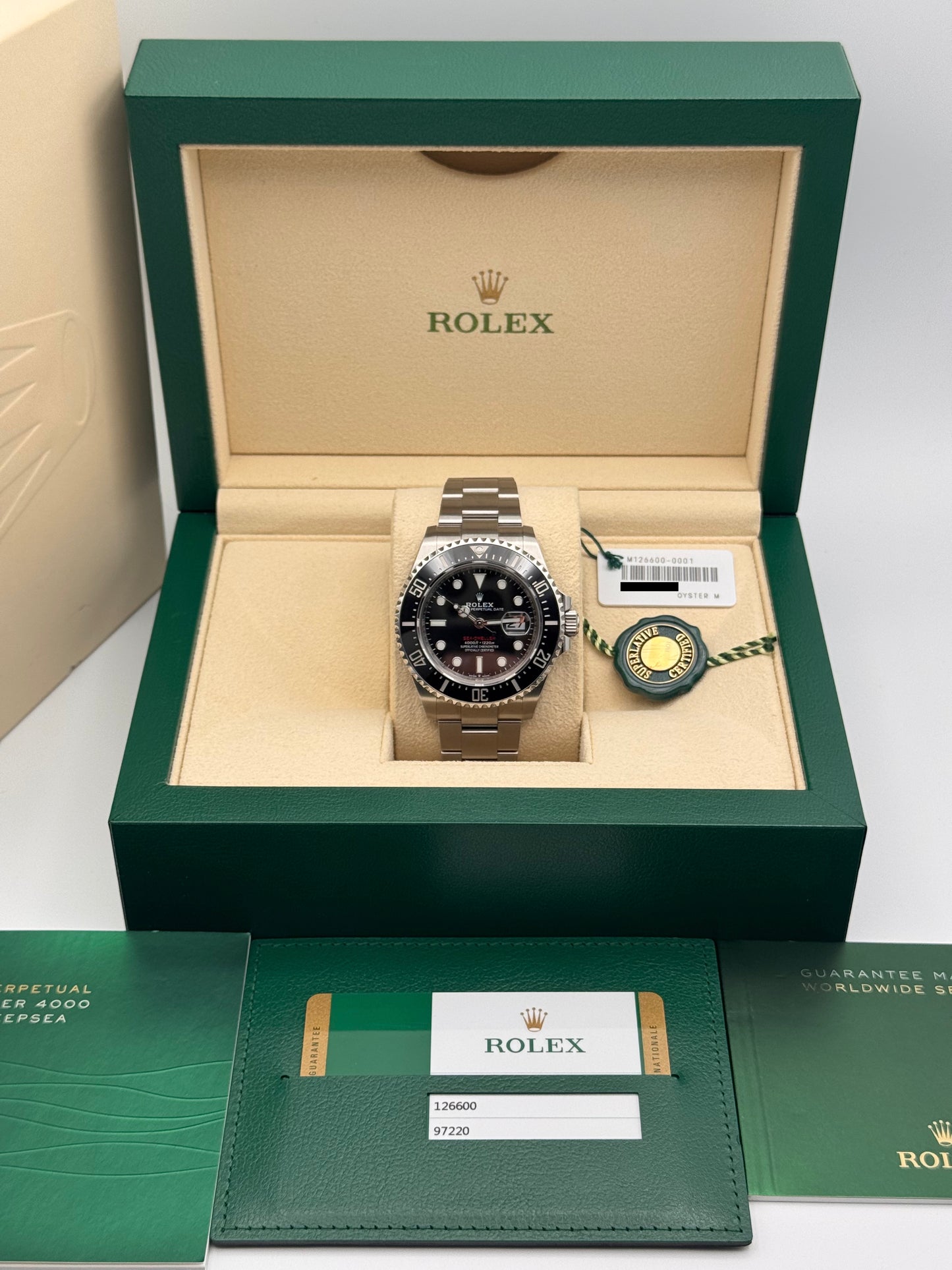 Rolex Sea-Dweller "Red line" - 126600